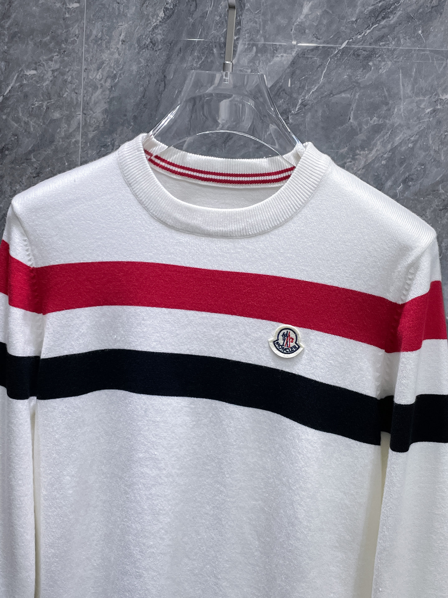 蒙口 毛衣 2025秋冬最新系列，专柜1:1顶级复刻，全品相！加厚款，潮人必备单品！懂货的老铁赶紧下手，