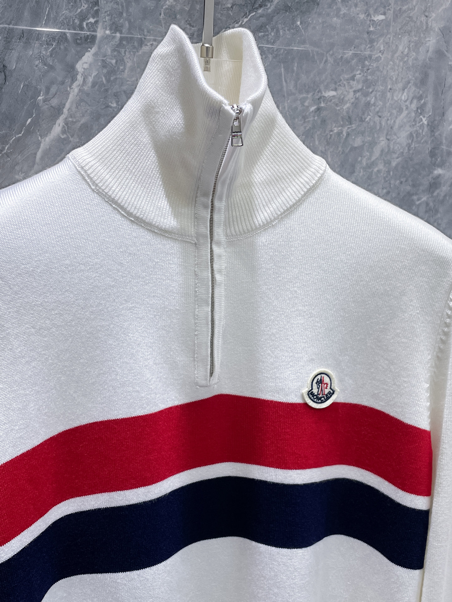 蒙口 毛衣 2025秋冬最新系列，专柜1:1顶级复刻，全品相！加厚款，潮人必备单品！懂货的老铁赶紧下手，