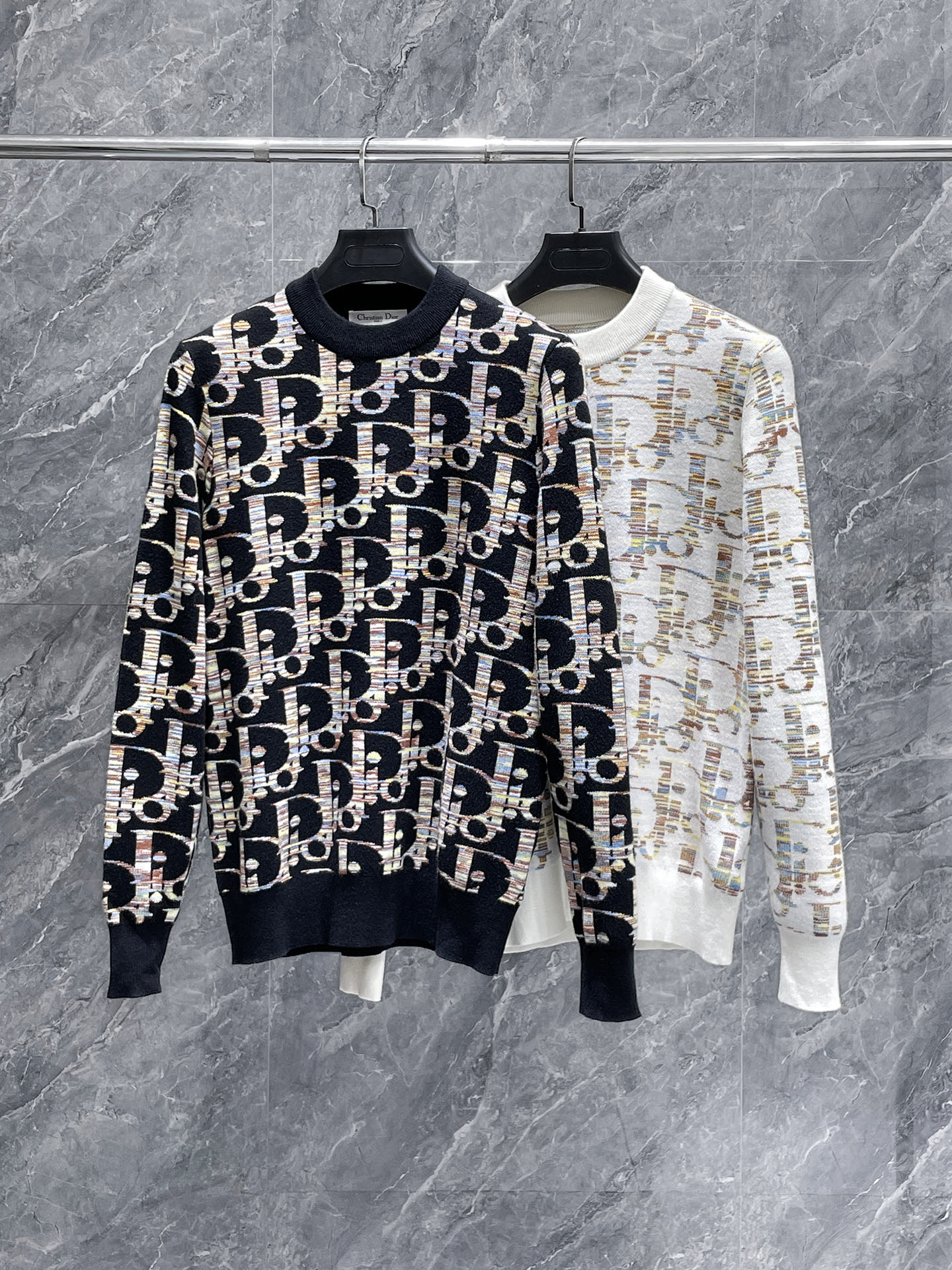 迪奥 毛衣 2025秋冬最新系列，专柜1:1顶级复刻，全品相！加厚款，潮人必备单品！懂货的老铁赶紧下手，