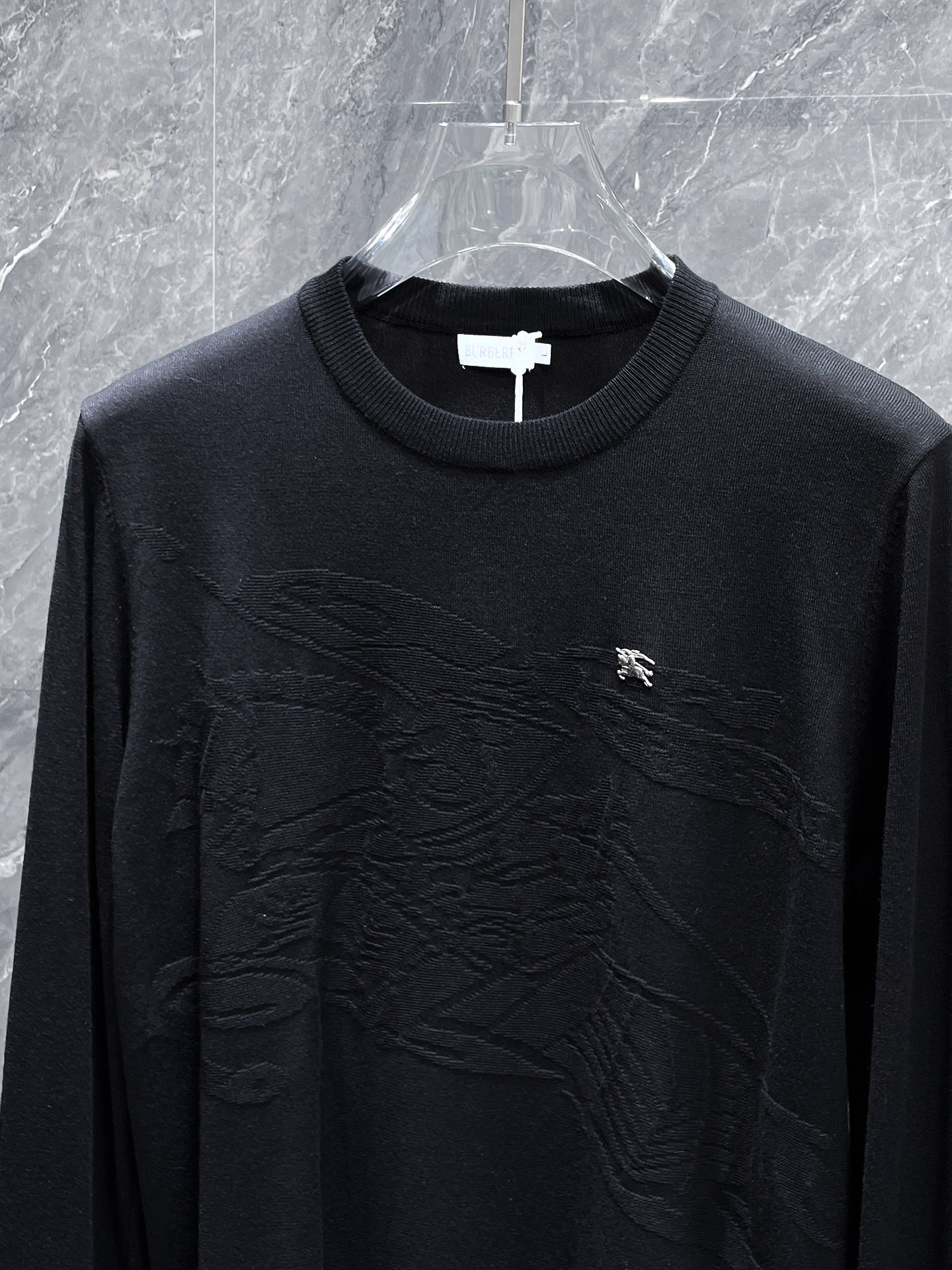 巴宝莉 毛衣 2025秋冬最新系列，专柜1:1顶级复刻，全品相！加厚款，潮人必备单品！懂货的老铁赶紧下手