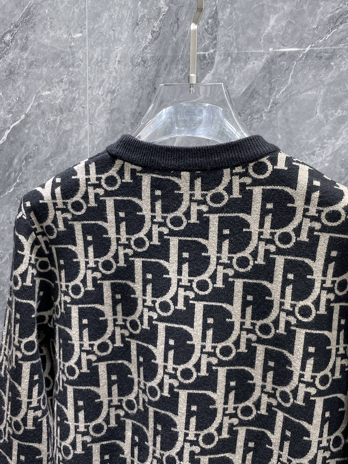 迪奥 毛衣 2025秋冬最新系列，专柜1:1顶级复刻，全品相！加厚款，潮人必备单品！懂货的老铁赶紧下手，