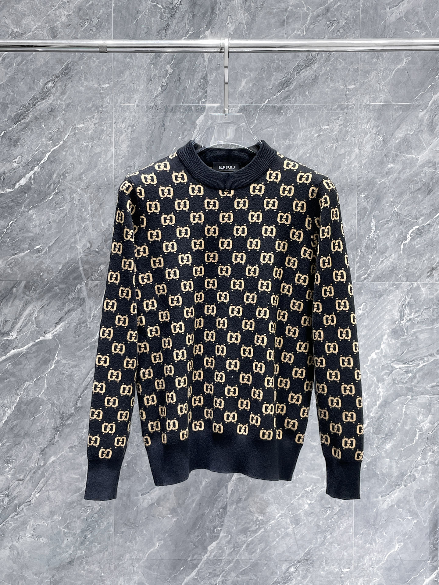 古驰 毛衣 2025秋冬最新系列，专柜1:1顶级复刻，全品相！加厚款，潮人必备单品！懂货的老铁赶紧下手，