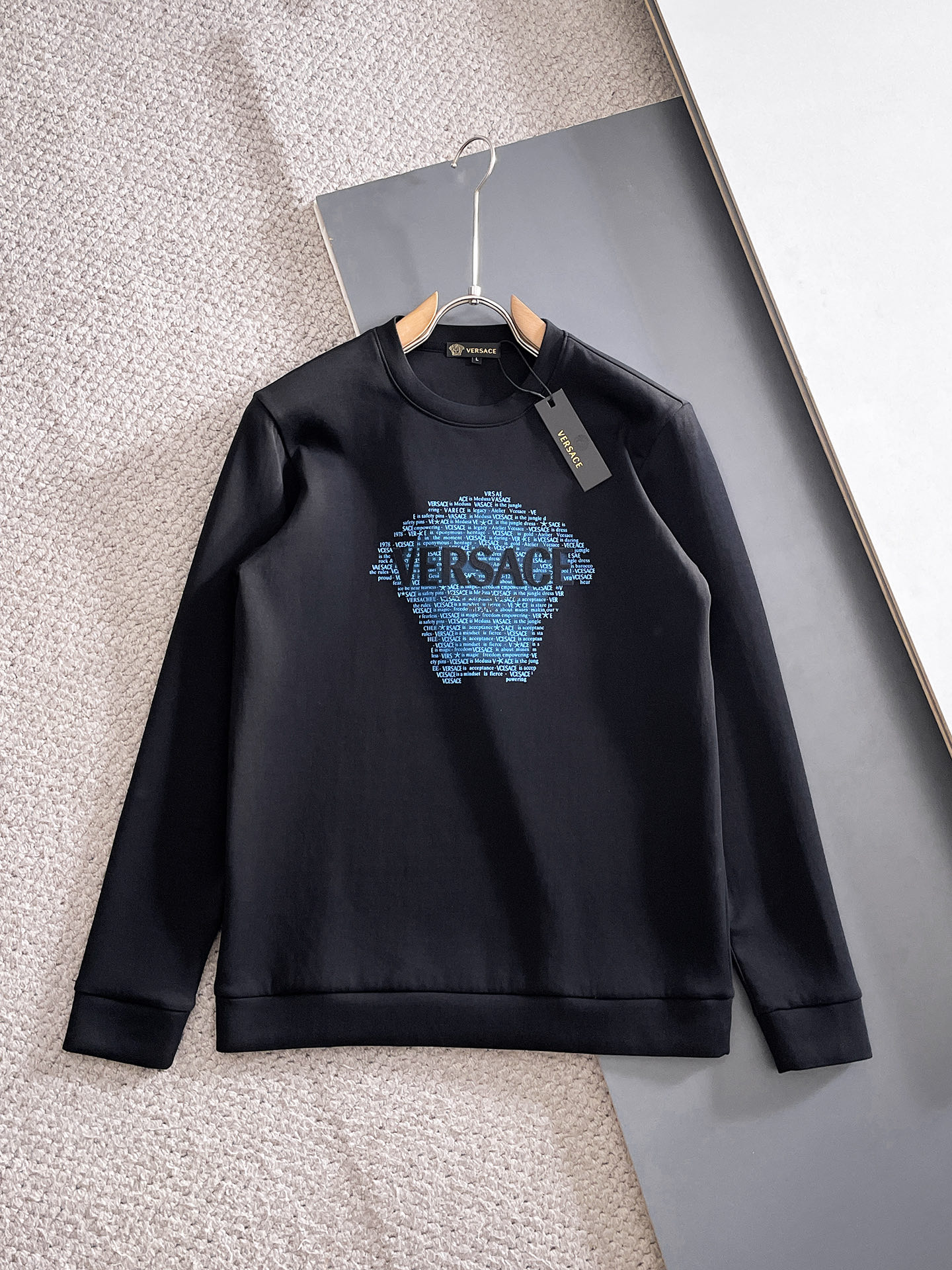 范思哲 2025秋冬新款 顶级版本 最新款空气层 卫衣独家发售！原版复刻，独家设计，超强工艺！极其奢华！