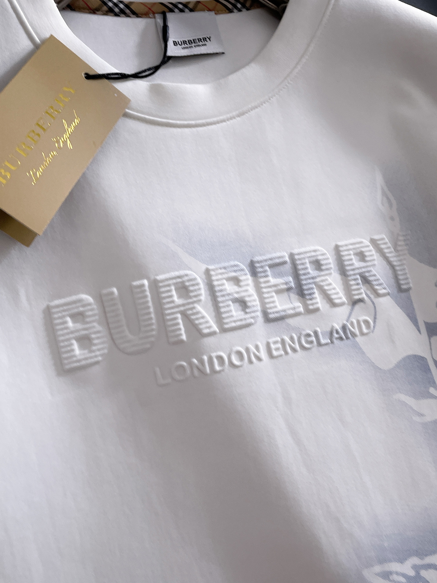 巴宝莉 2025秋冬新款 顶级版本 最新款空气层 卫衣独家发售！原版复刻，独家设计，超强工艺！极其奢华！