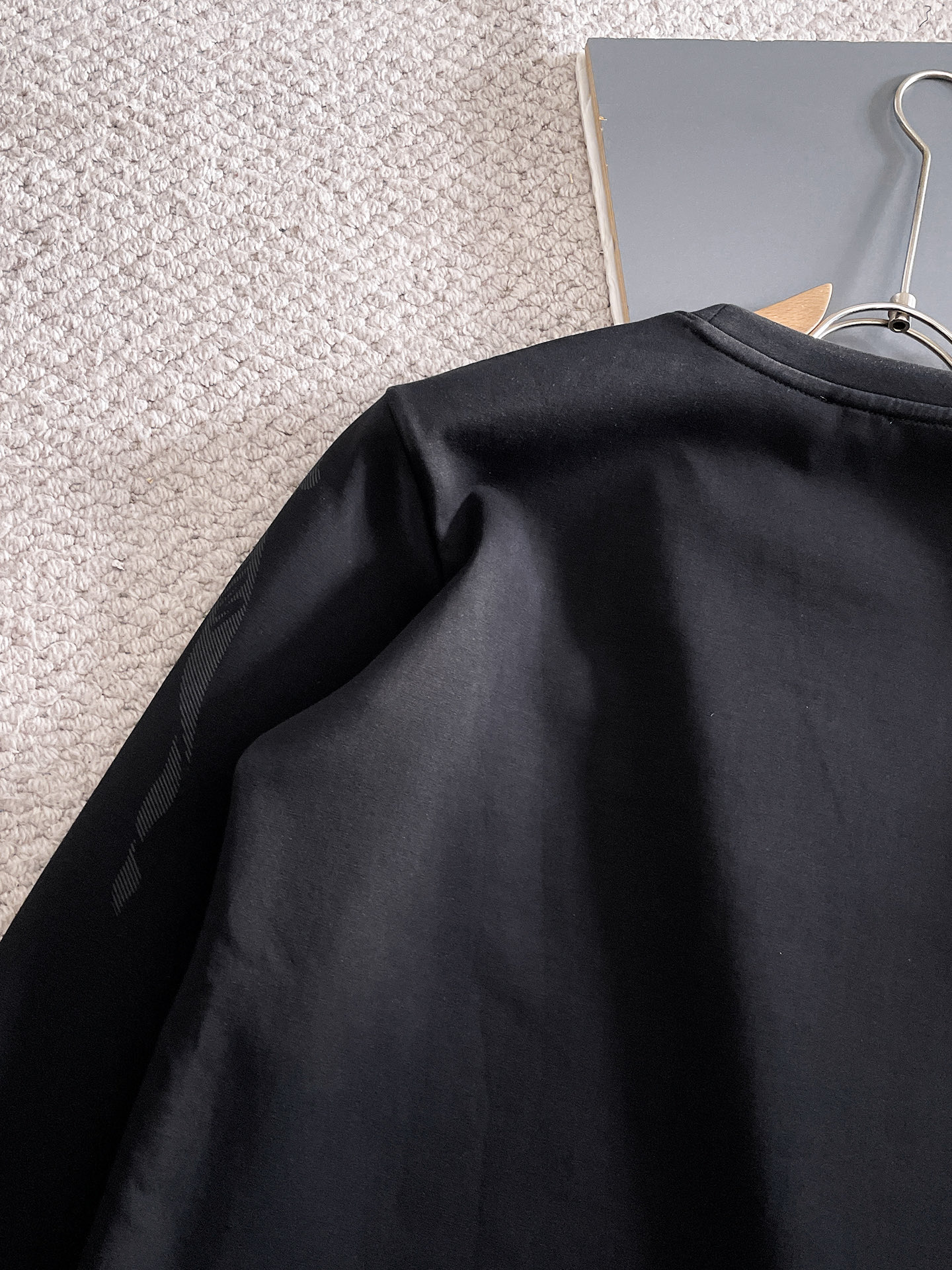 巴宝莉 2025早秋新款 顶级版本 最新款空气层 卫衣独家发售！原版复刻，独家设计，超强工艺！极其奢华！