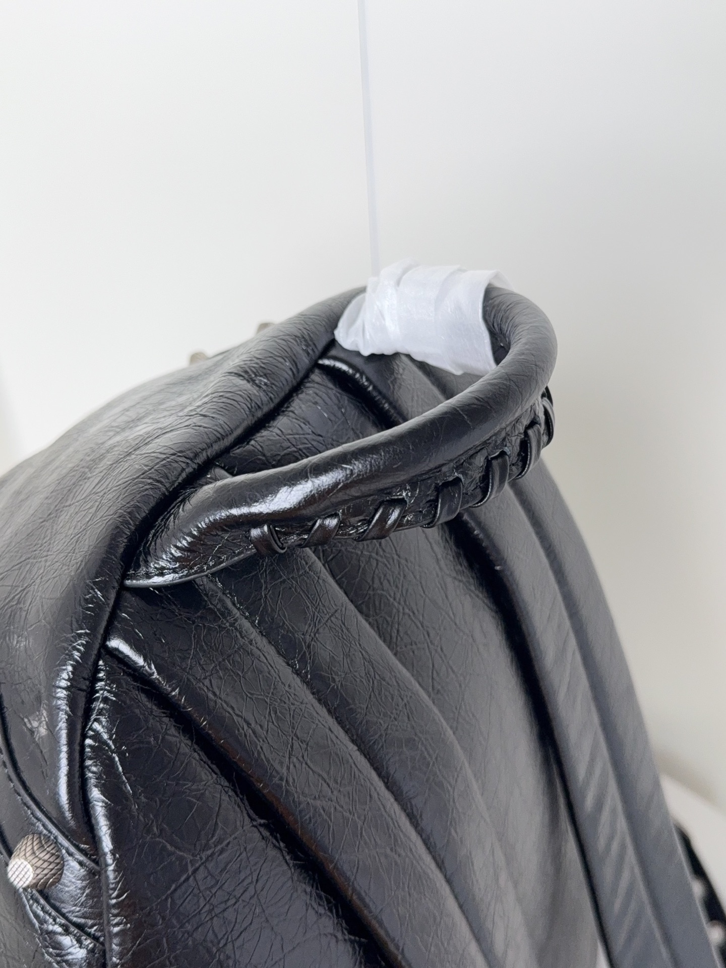 Balenciaga Style Leather Bag style reference detail image 4 from source 776212