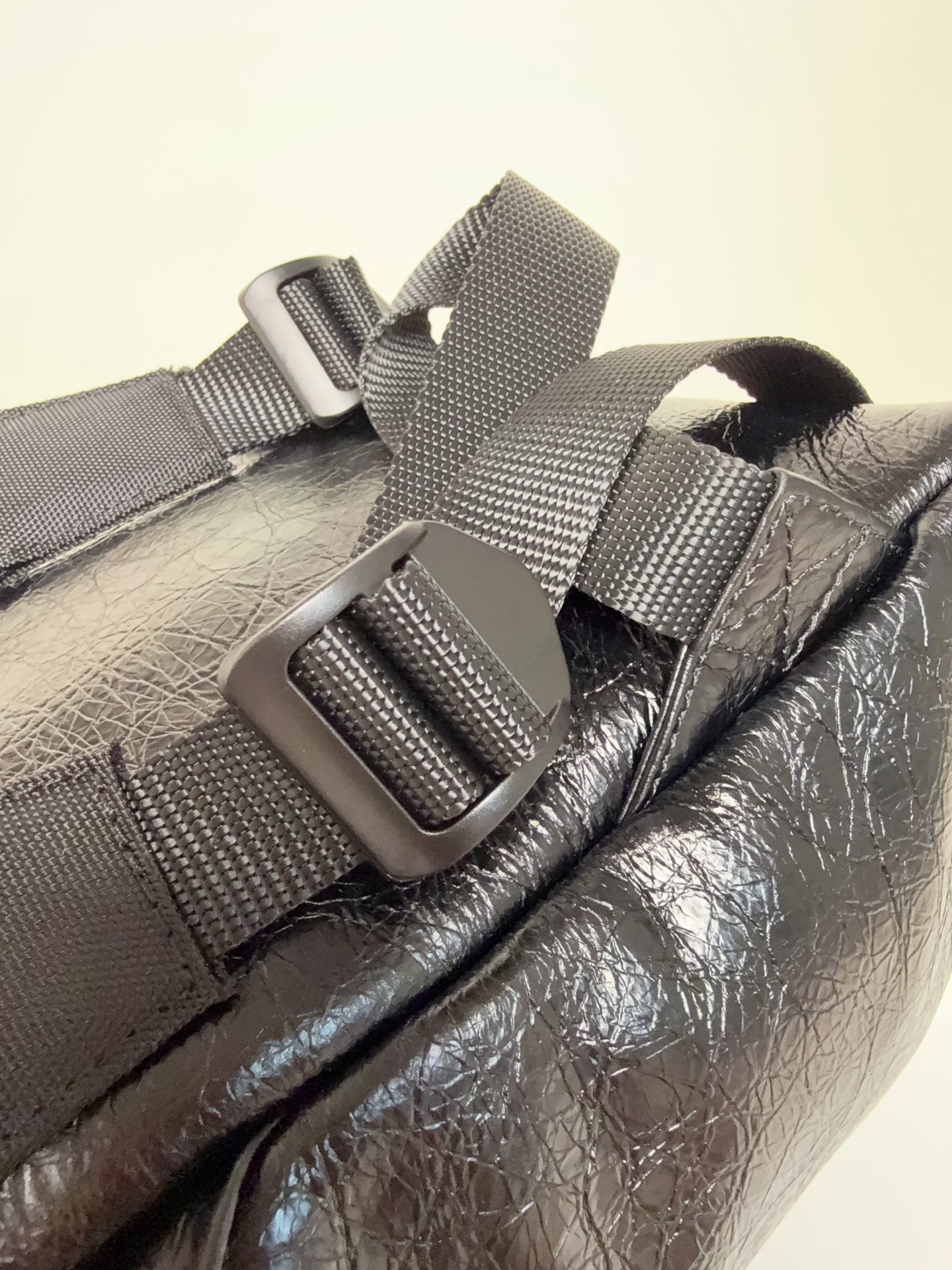 Balenciaga Style Leather Backpack Bags detail image 9 from source 776209
