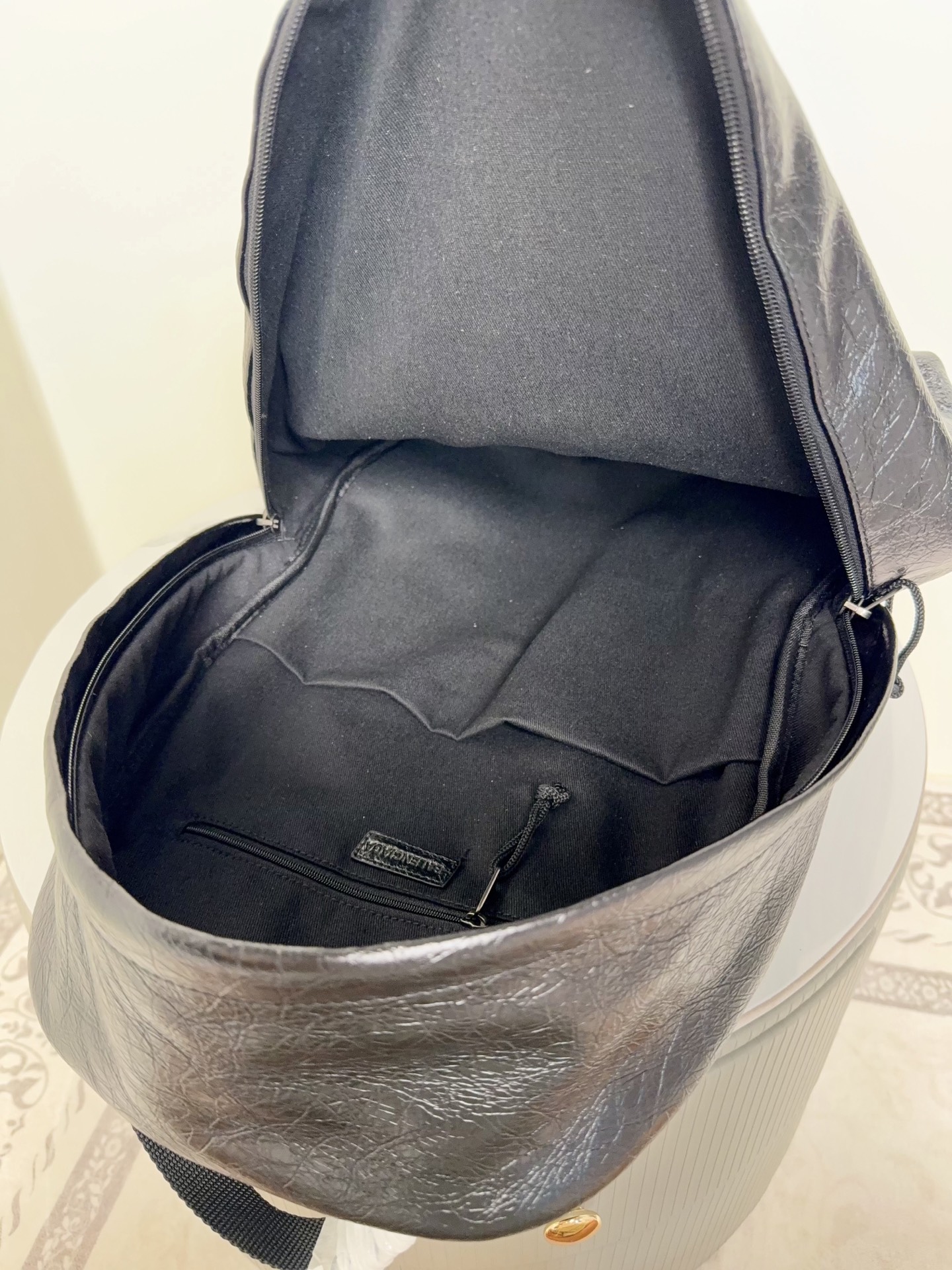 Balenciaga Style Leather Backpack Bags detail image 6 from source 776215