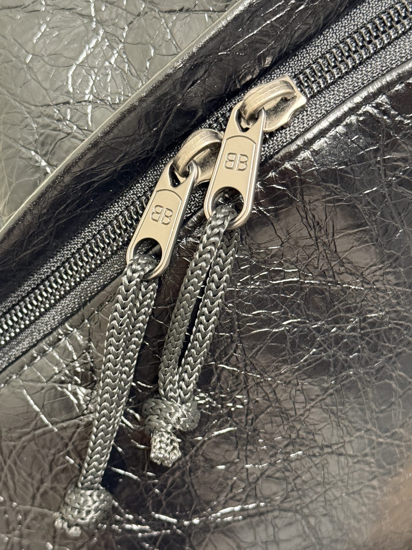 Balenciaga Style Leather Backpack Bags detail image 7 from source 776209