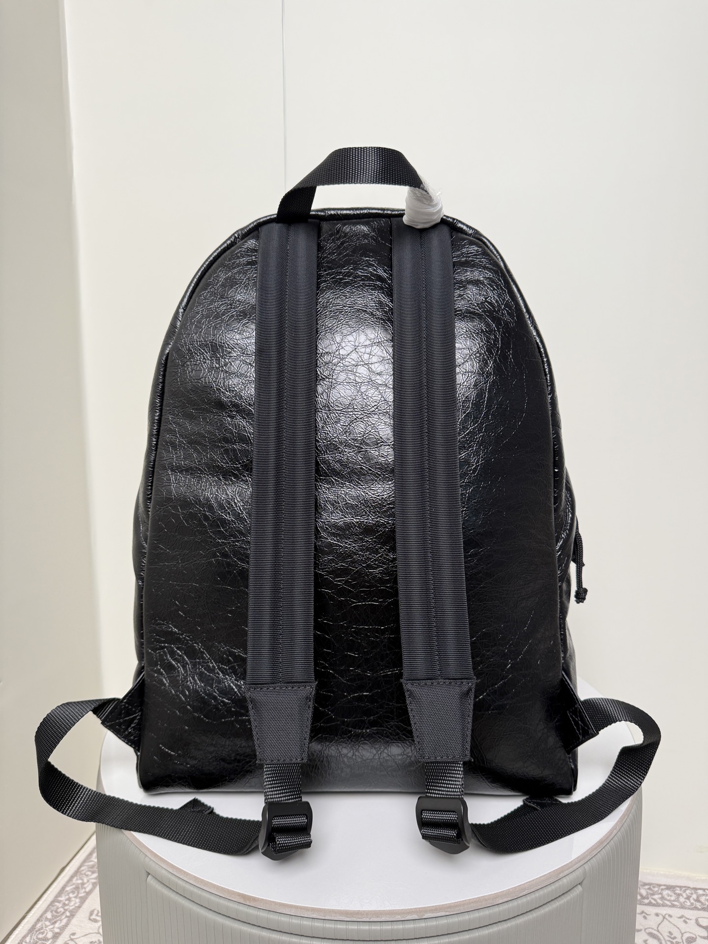 Balenciaga Style Leather Backpack Bags detail image 3 from source 776209
