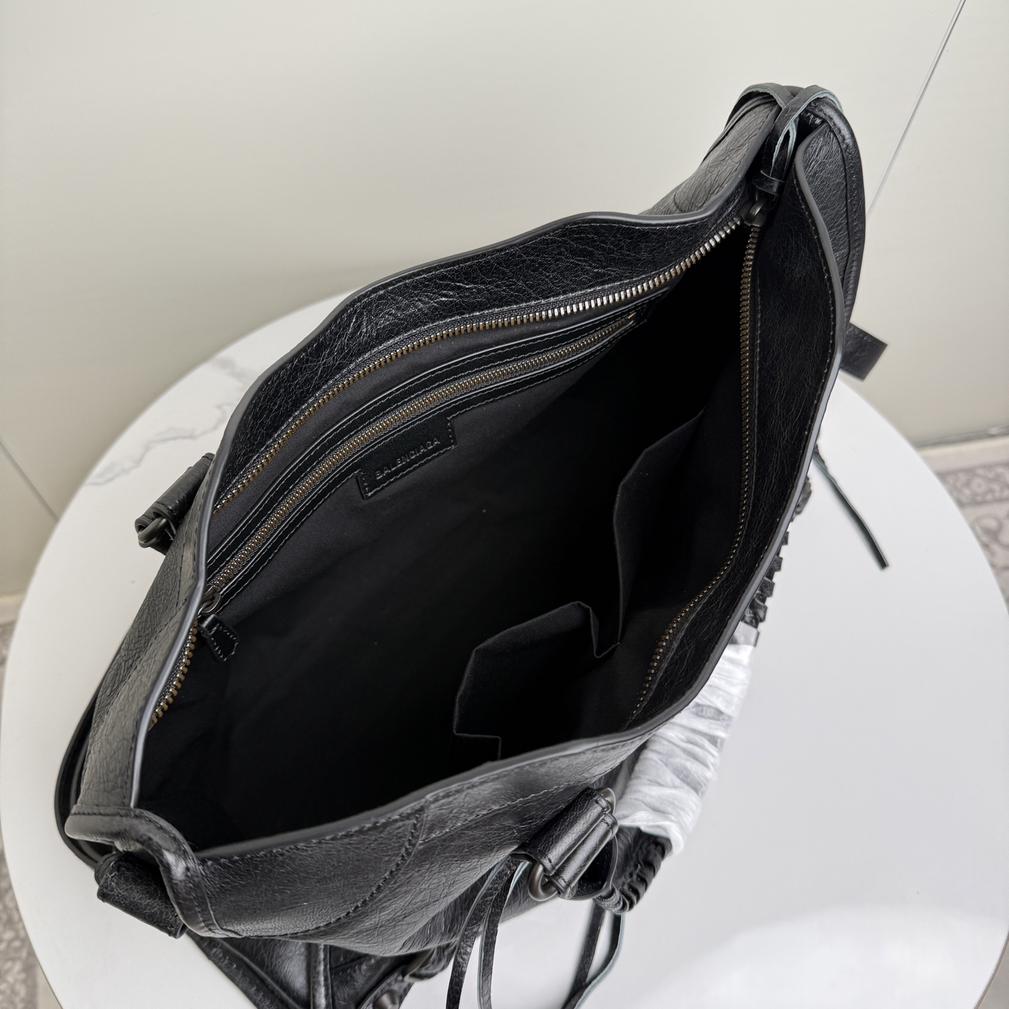 BALENCIAGA 2025新作 大型シティバッグ ブラック