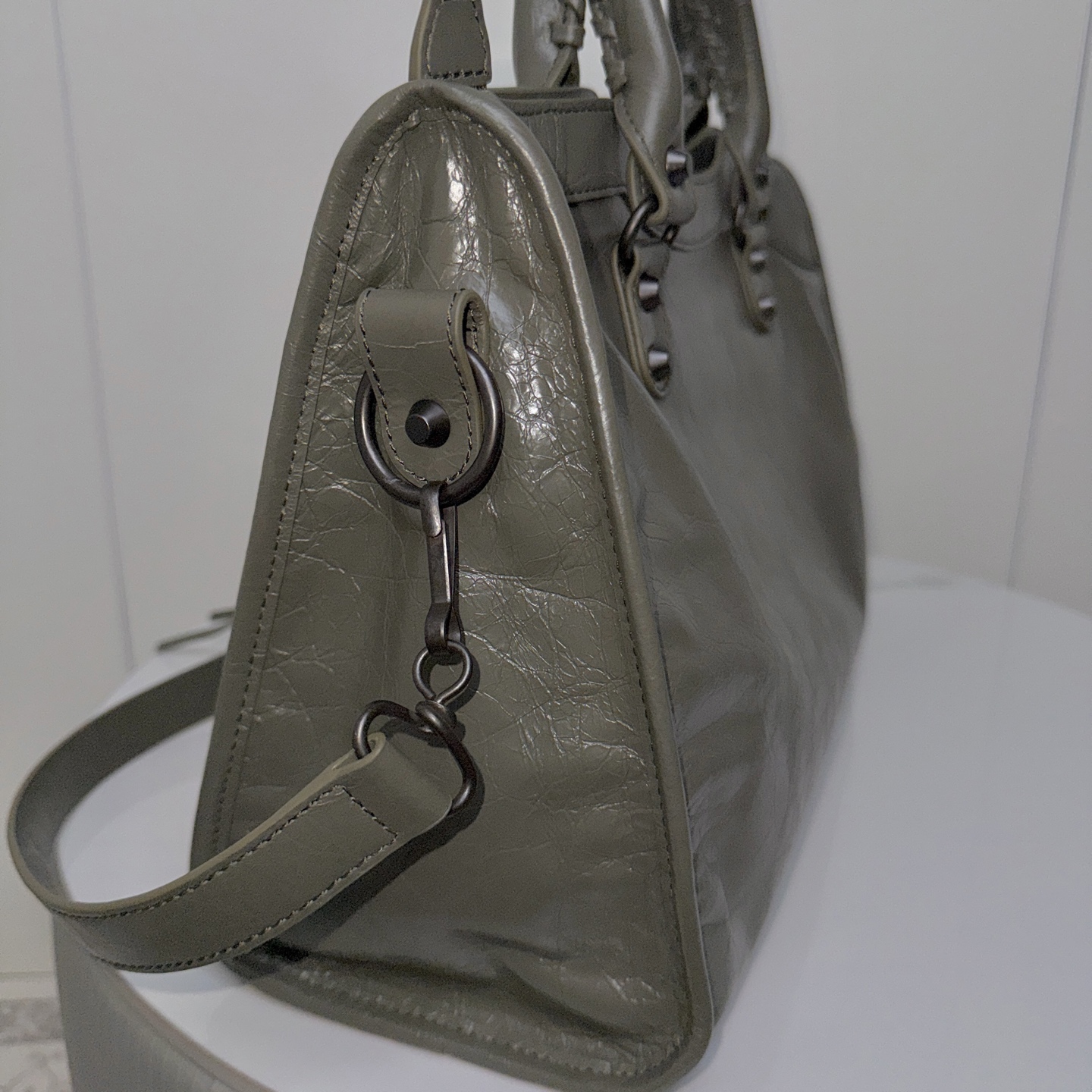 BALENCIAGA LE CITY 2025迭代新版机车包 大号グリーン