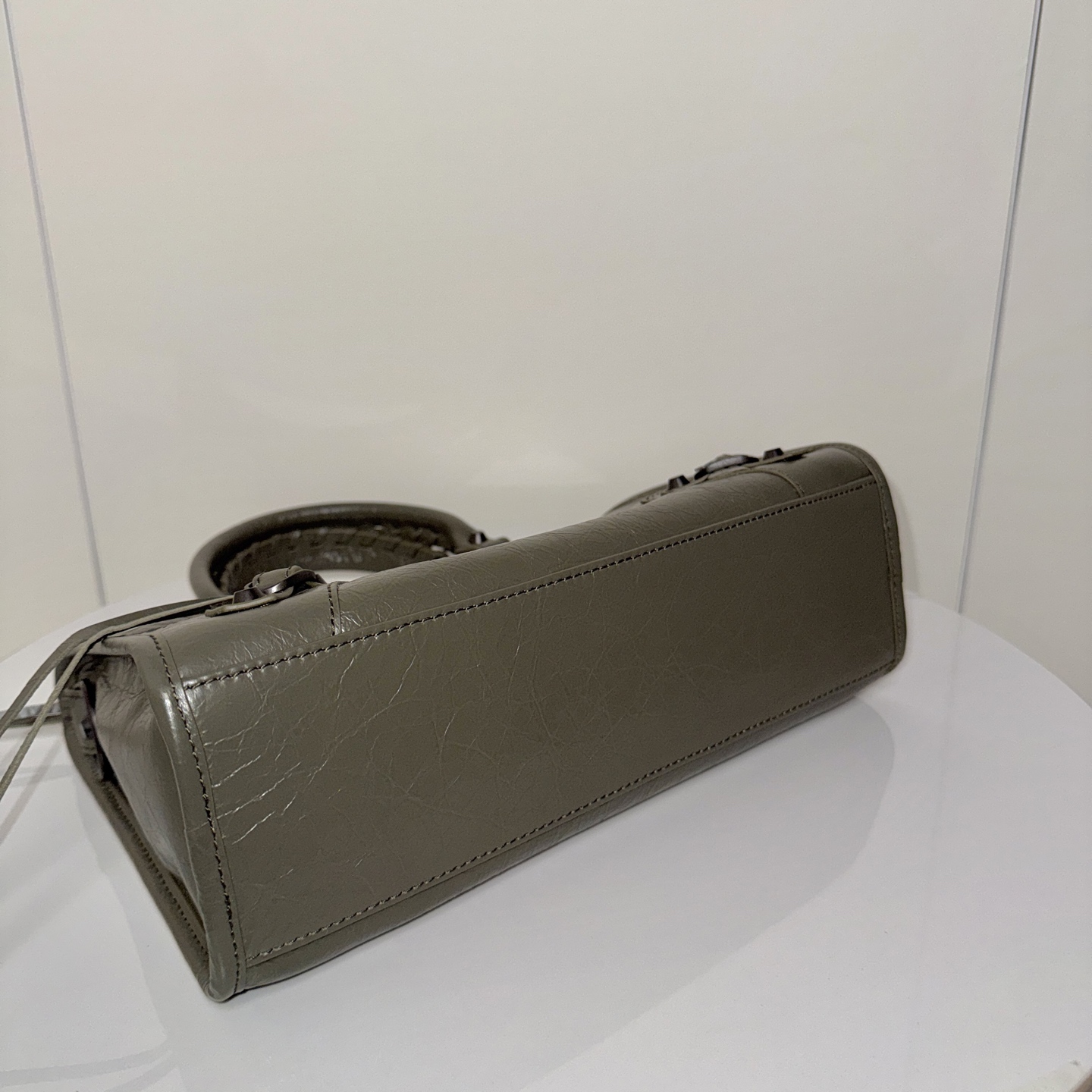 BALENCIAGA 2025年迭代新版机车包 city 中号グリーン