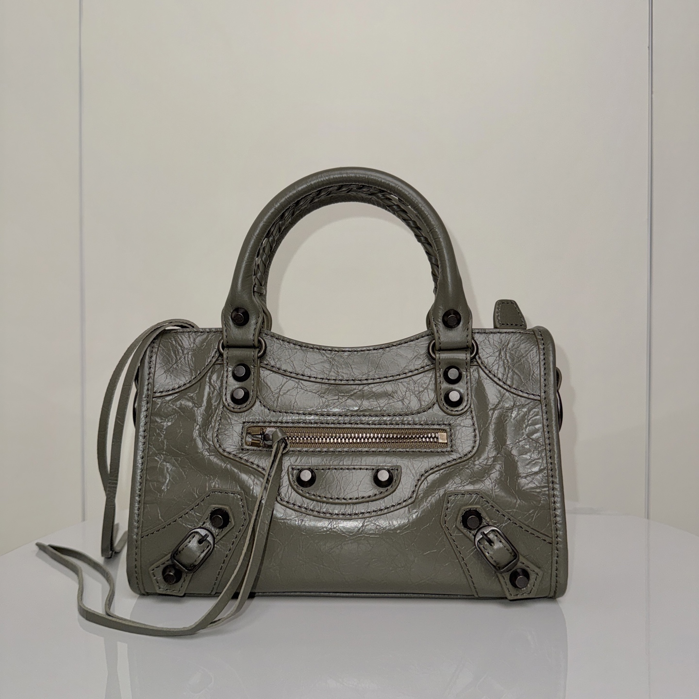 バレンシアガ シティバッグ 小号 - スタイリッシュなグリーン