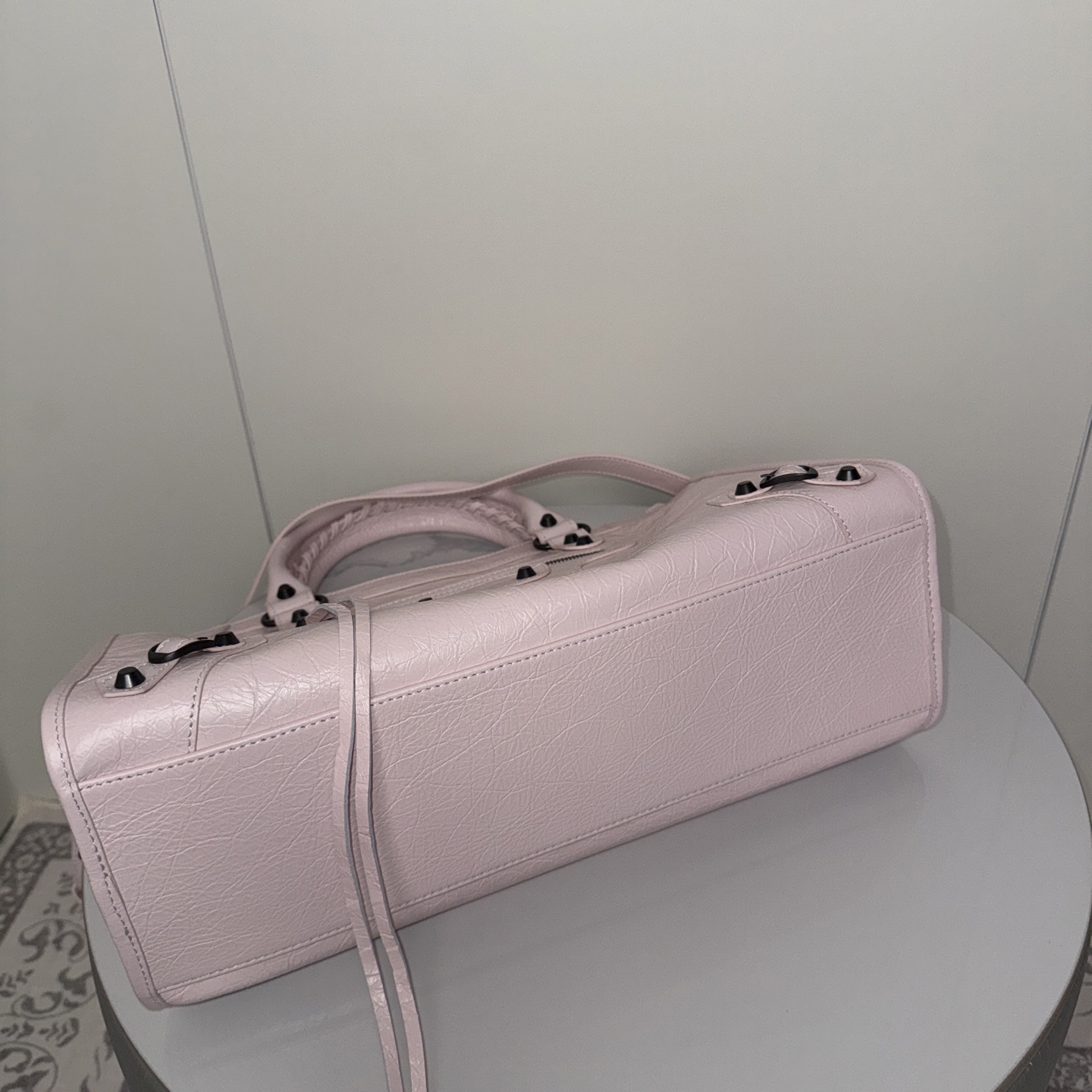 BALENCIAGA LE CITY バレンシアガ 2025新版 大型机车包 花瓣粉