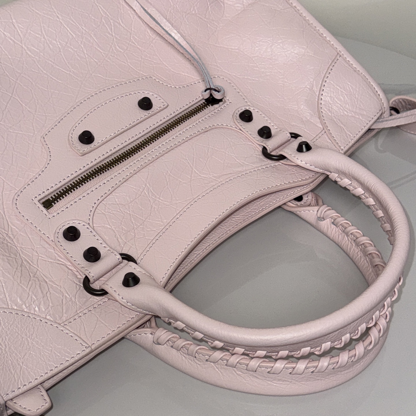 BALENCIAGA LE CITY バレンシアガ 2025新版 大型机车包 花瓣粉