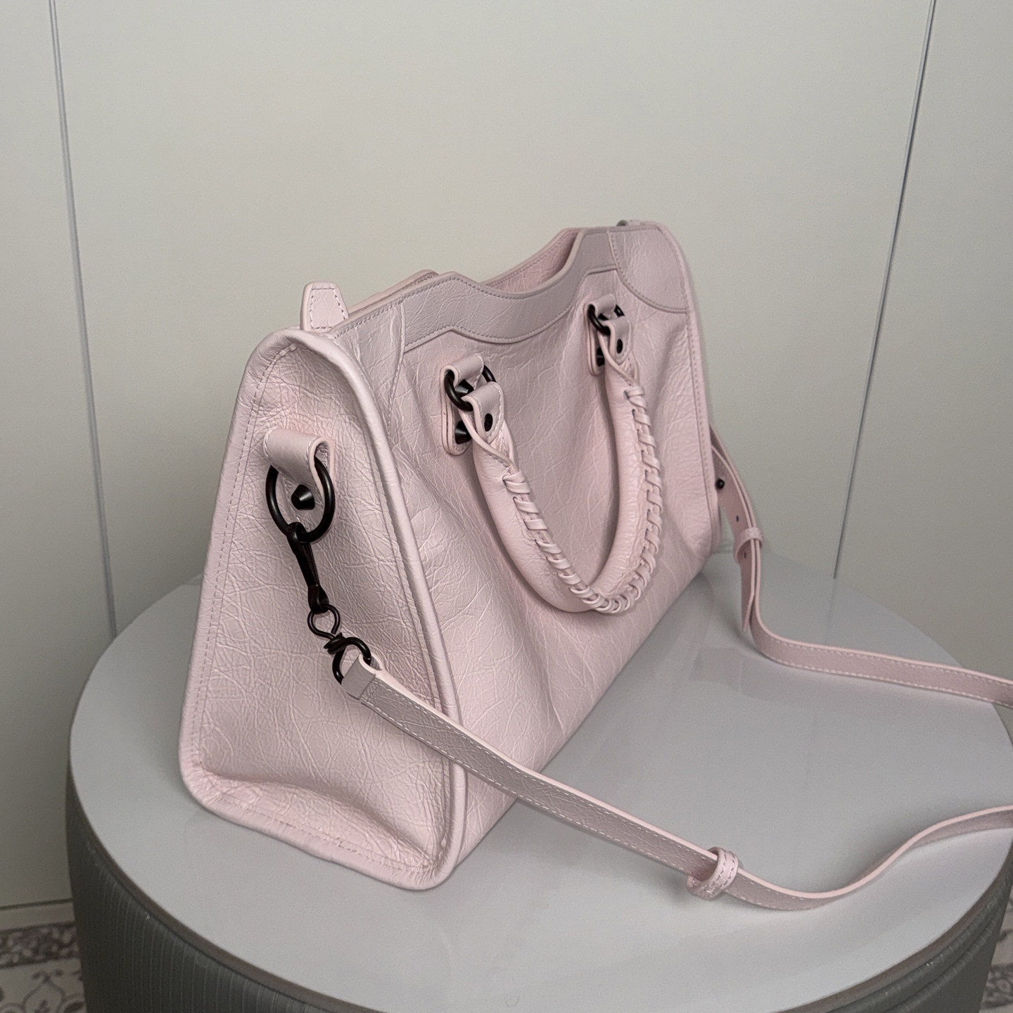 BALENCIAGA LE CITY バレンシアガ 2025新版 大型机车包 花瓣粉