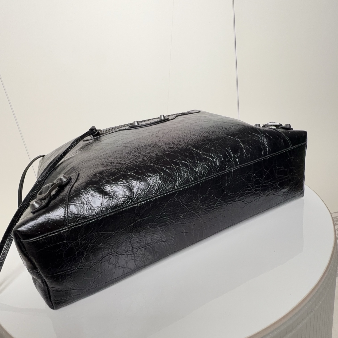 Balenciaga Le City Hoboバッグ - クラシックでスタイリッシュなデザイン