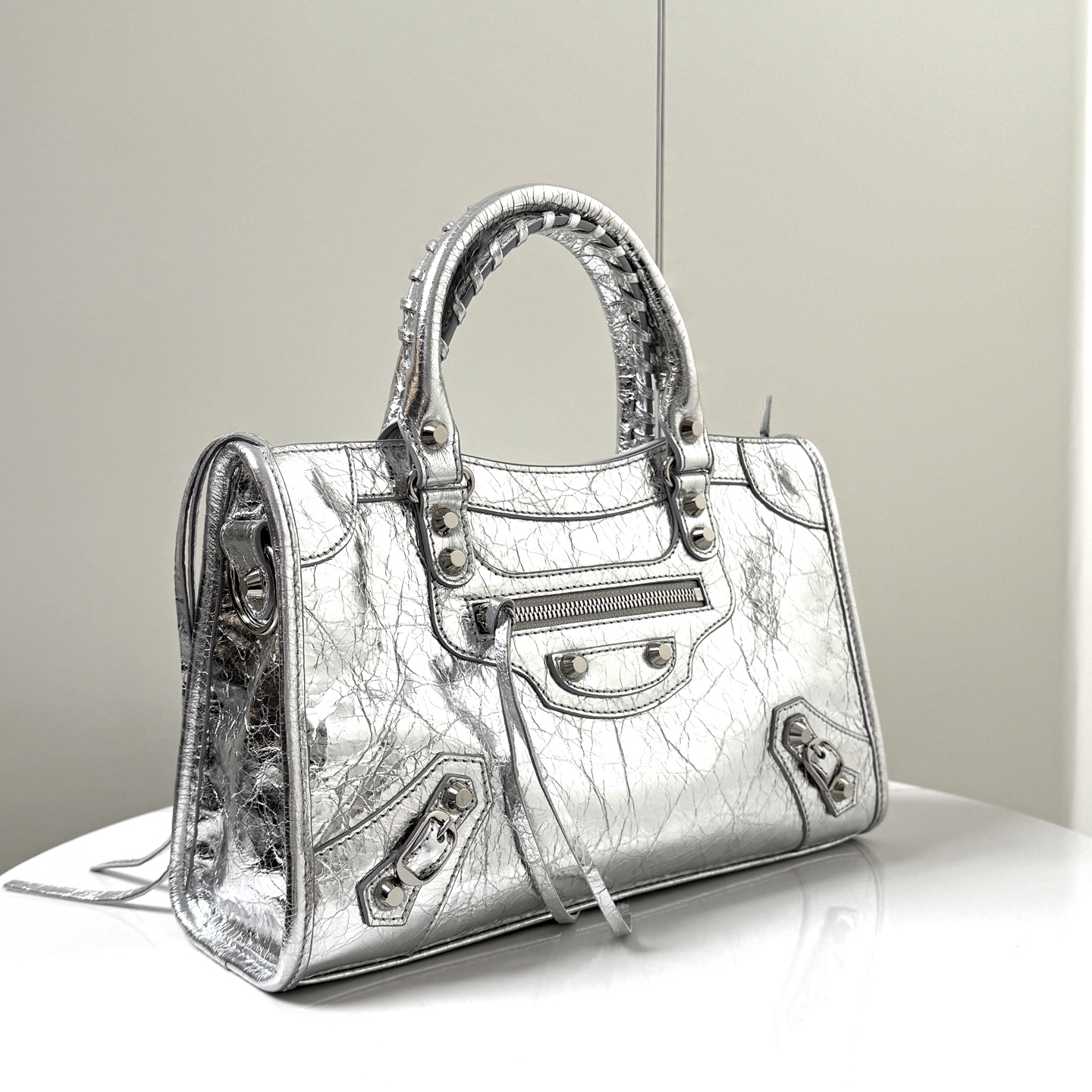 Balenciaga Le City✨シルバー✨機車包 - スタイリッシュな必需品