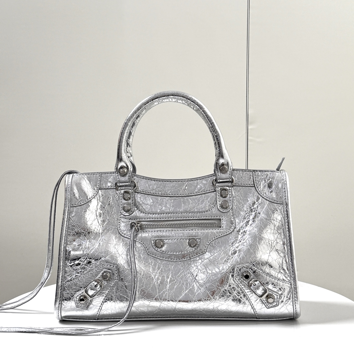 Balenciaga Le City✨シルバー✨機車包 - スタイリッシュな必需品