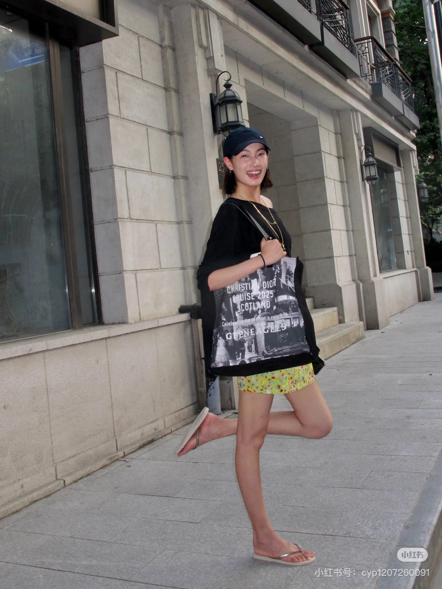 Dior Scotland eco-friendly canvas tote, crafted for sustainable living - Comprehensive 9