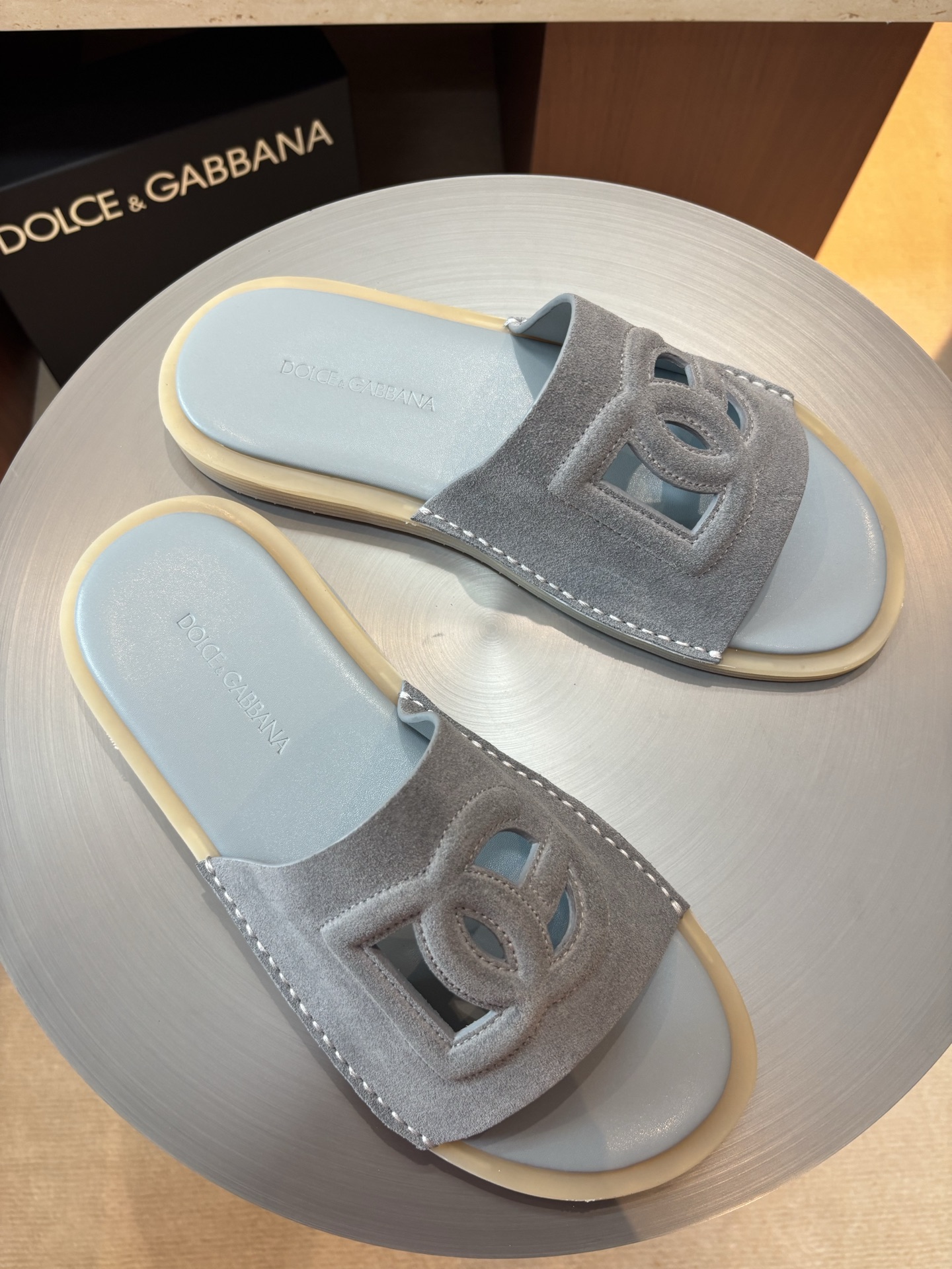 Dolce & Gabbana DG Logo Leather Men's Slides Sandals, Light Blue 4 i1746986582591 9680 0 2