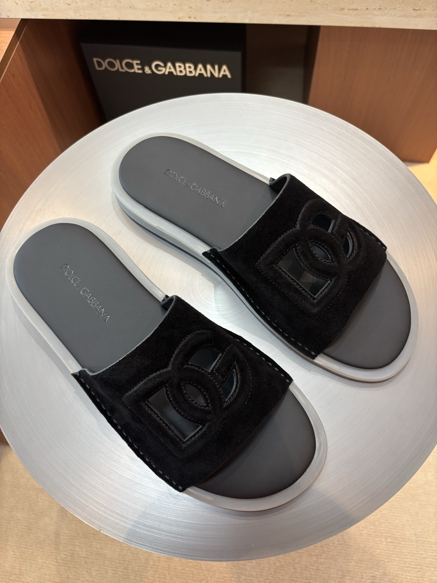 Dolce & Gabbana Men's Leather Logo Sandals | Summer Essential 4 i1746986711395 4750 0 2