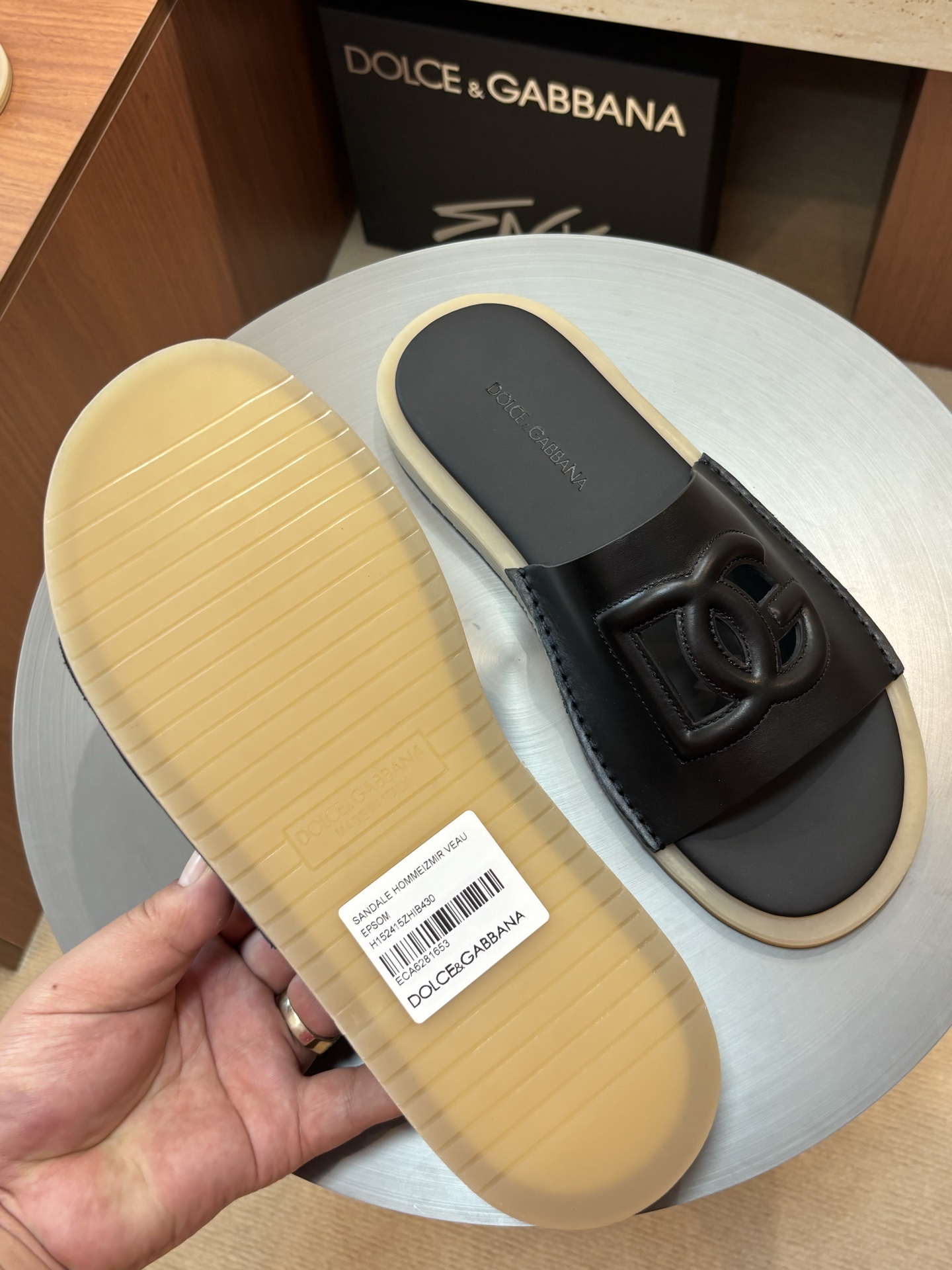 Dolce&Gabbana Leather Logo Slides for Men, Black Calfskin Summer Sandals 5 i1746986800969 5665 0 3
