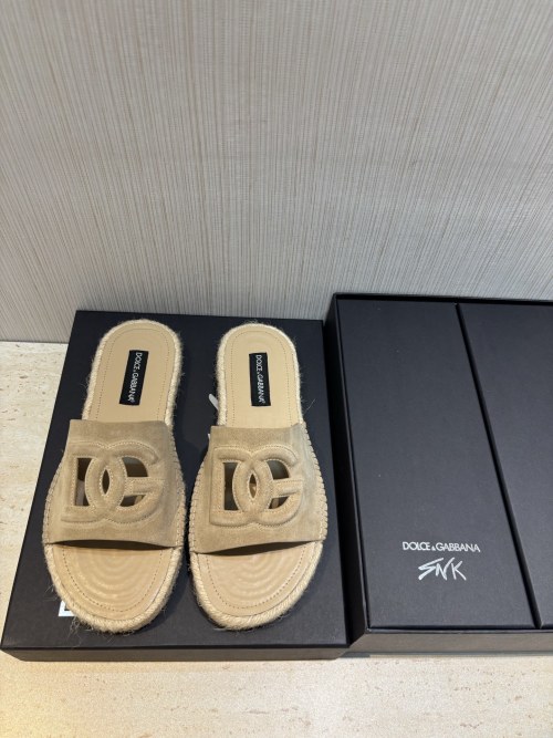 Dolce & Gabbana Men's Leather and Raffia Slides with DG Logo - Summer Essential