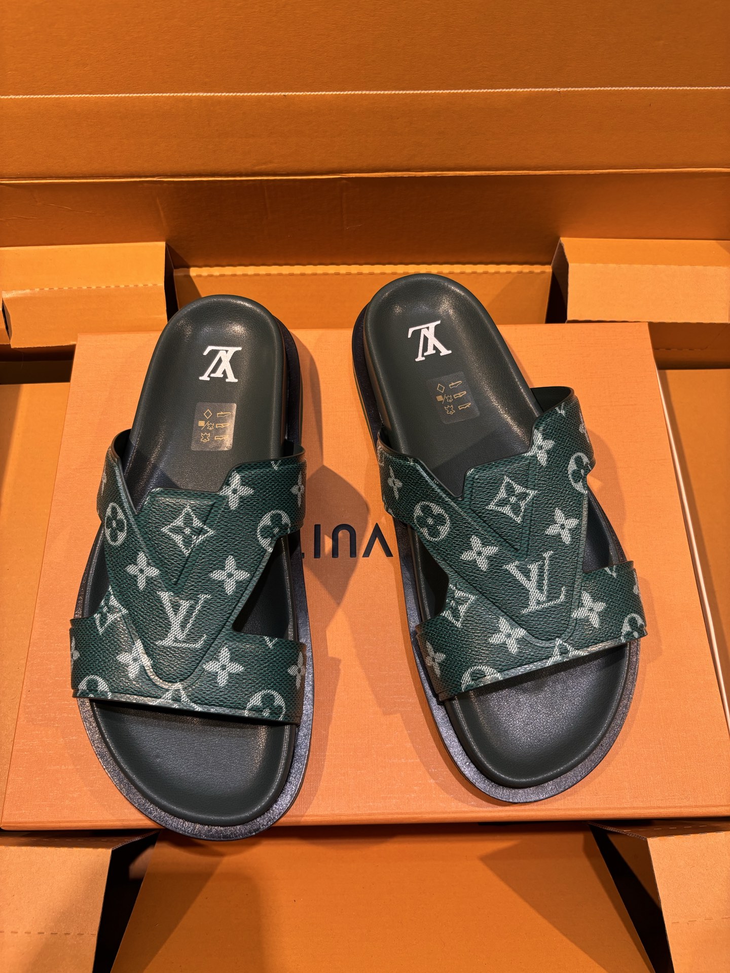 Louis Vuitton Oasis Monogram Leather Sandals - Comfortable Summer Slides 2 i1750075687826 2582 0 0