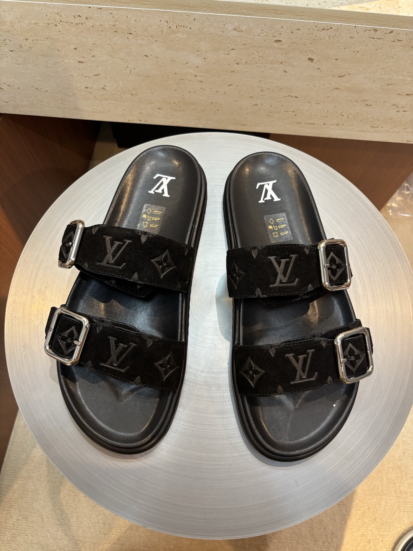 NO:358383,Single picture of cow velvet,19860909牛绒单图,,Men's shoes