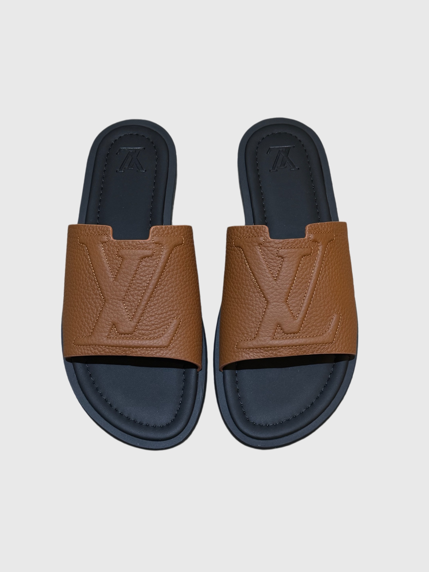LV Style Blue Leather Tote Bag Lookbook Reference image 2