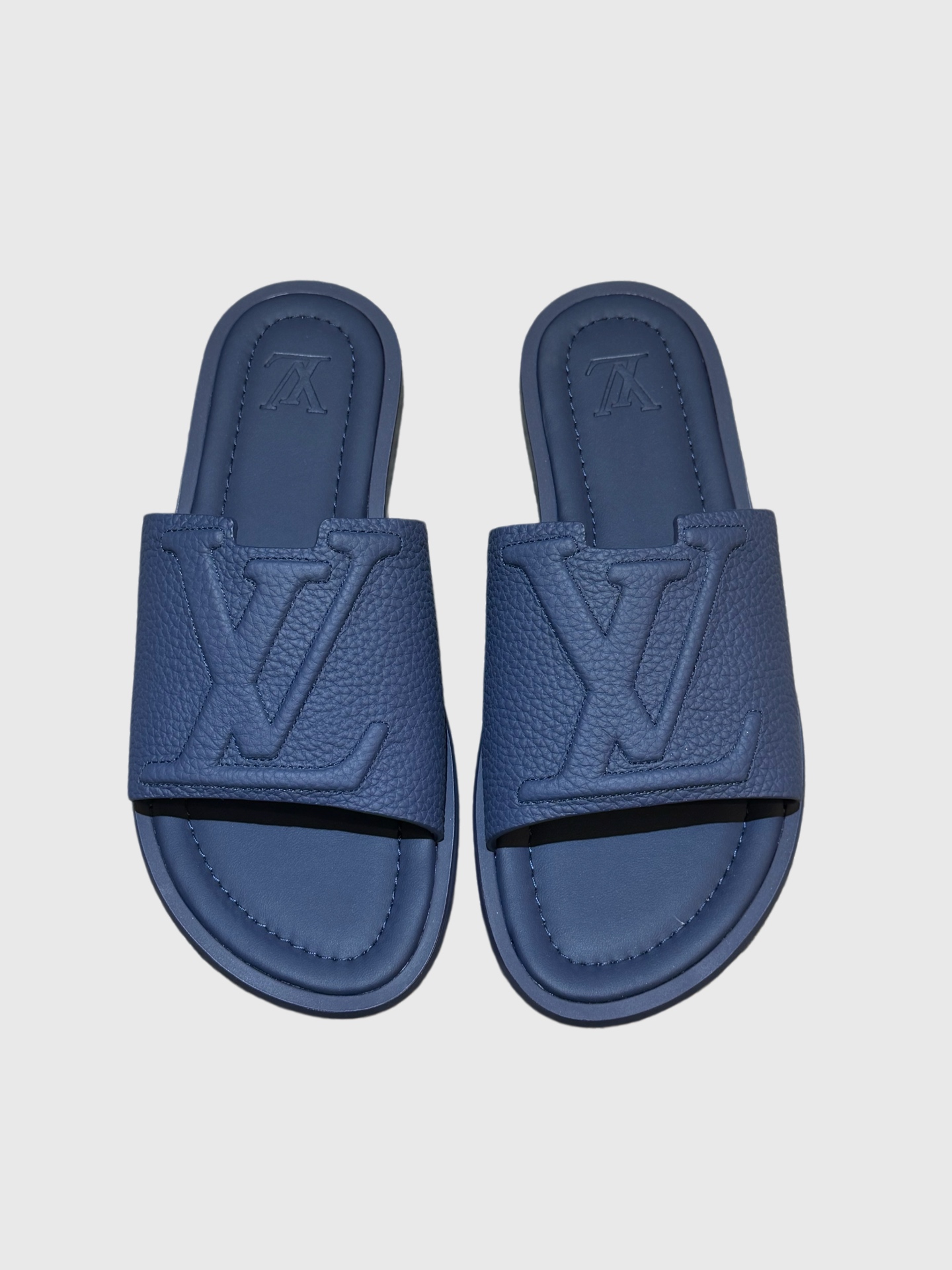 LV Style Blue Leather Tote Bag Lookbook Reference image 2