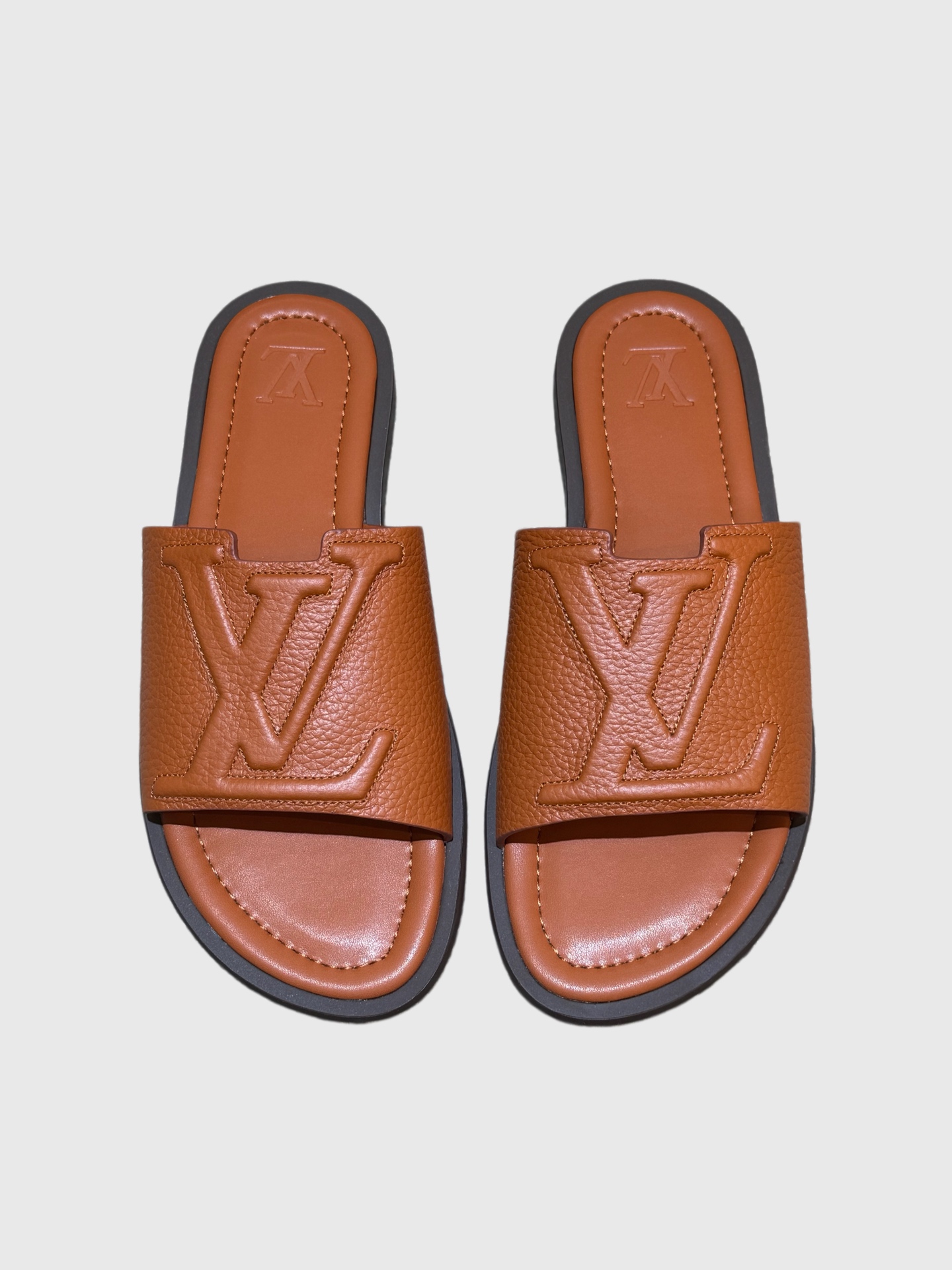 LV Style Blue Leather Tote Bag Lookbook Reference image 2