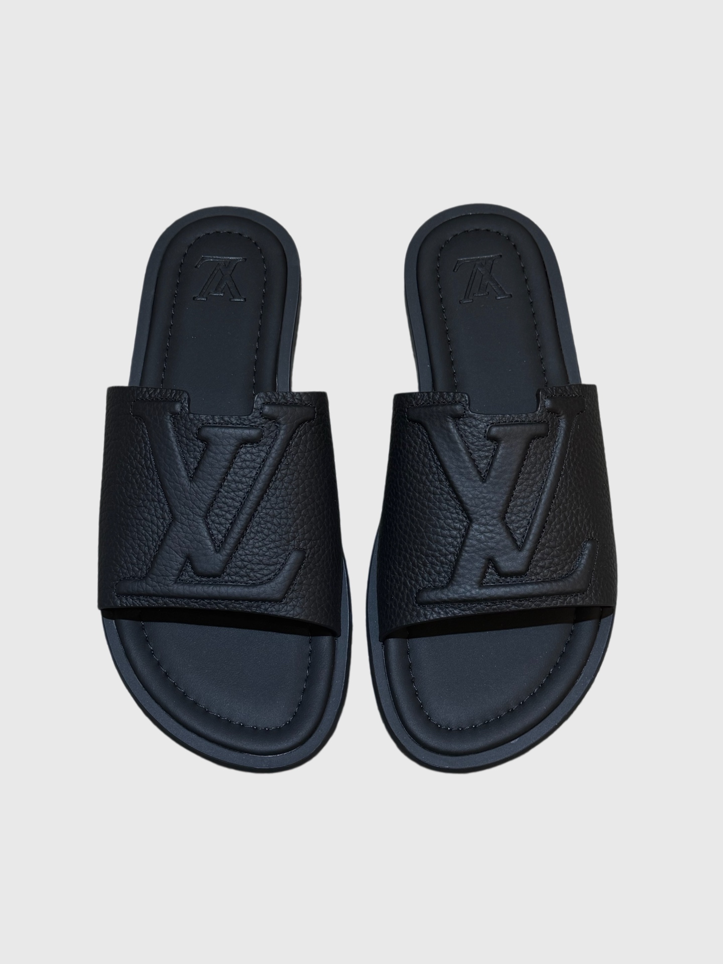 LV Style Blue Leather Tote Bag Lookbook Reference image 2