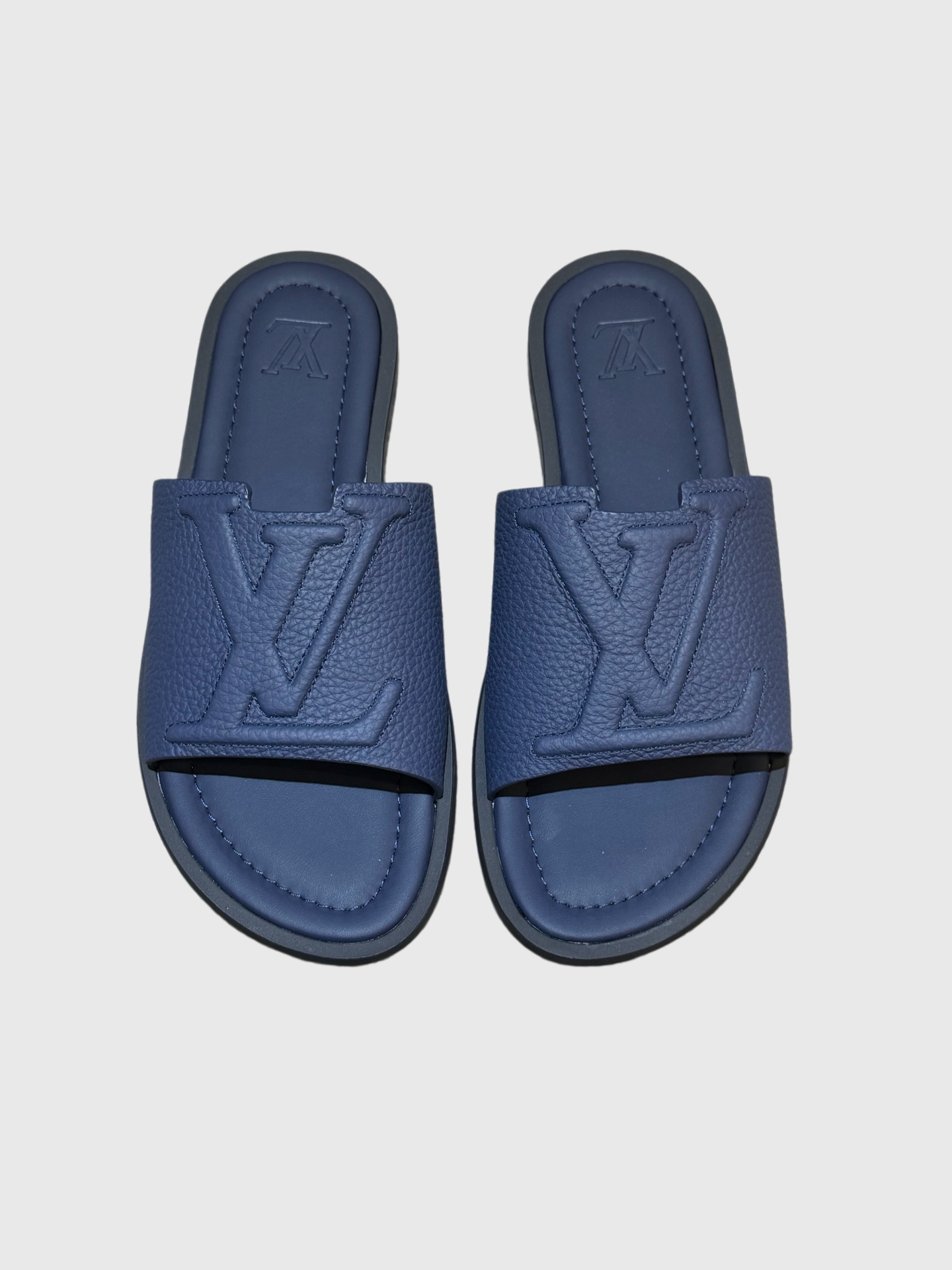 LV Style Blue Leather Tote Bag Lookbook Reference image 2