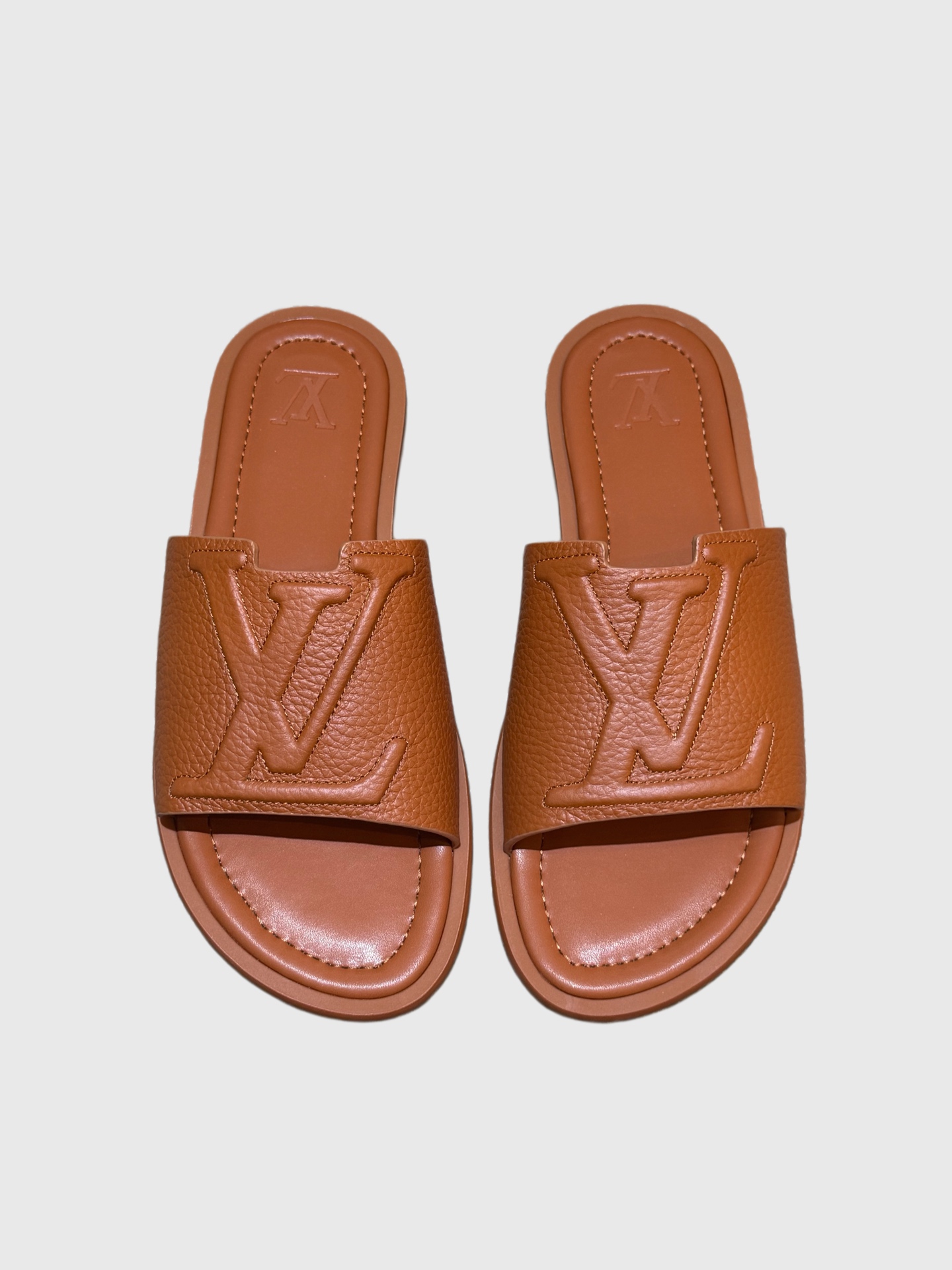 LV Style Blue Leather Tote Bag Lookbook Reference image 2