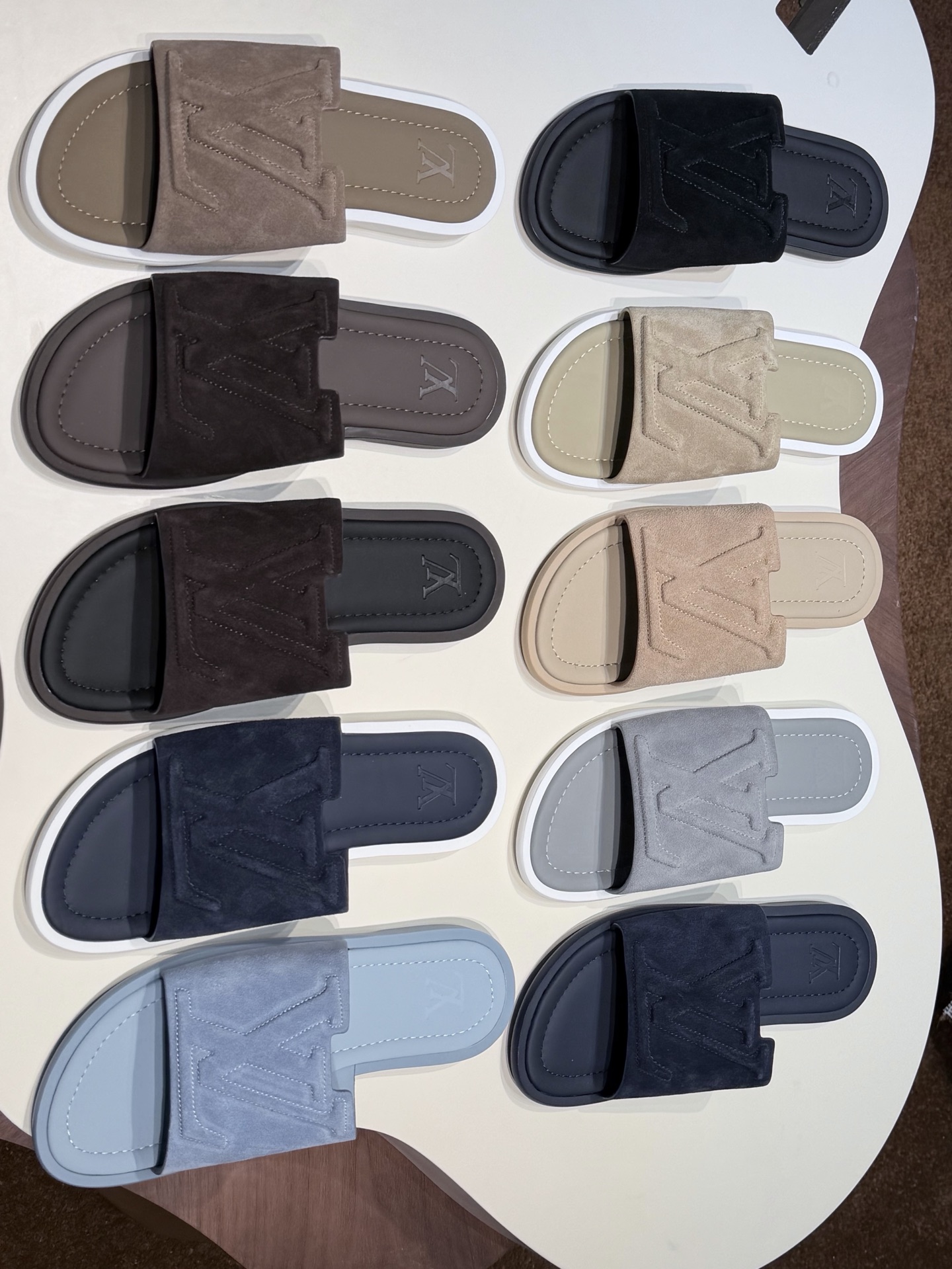NO:778618,White light combination picture series, the color is close to the real thing,19860909白光组合图 系列 颜色接近实物,,Men's shoes