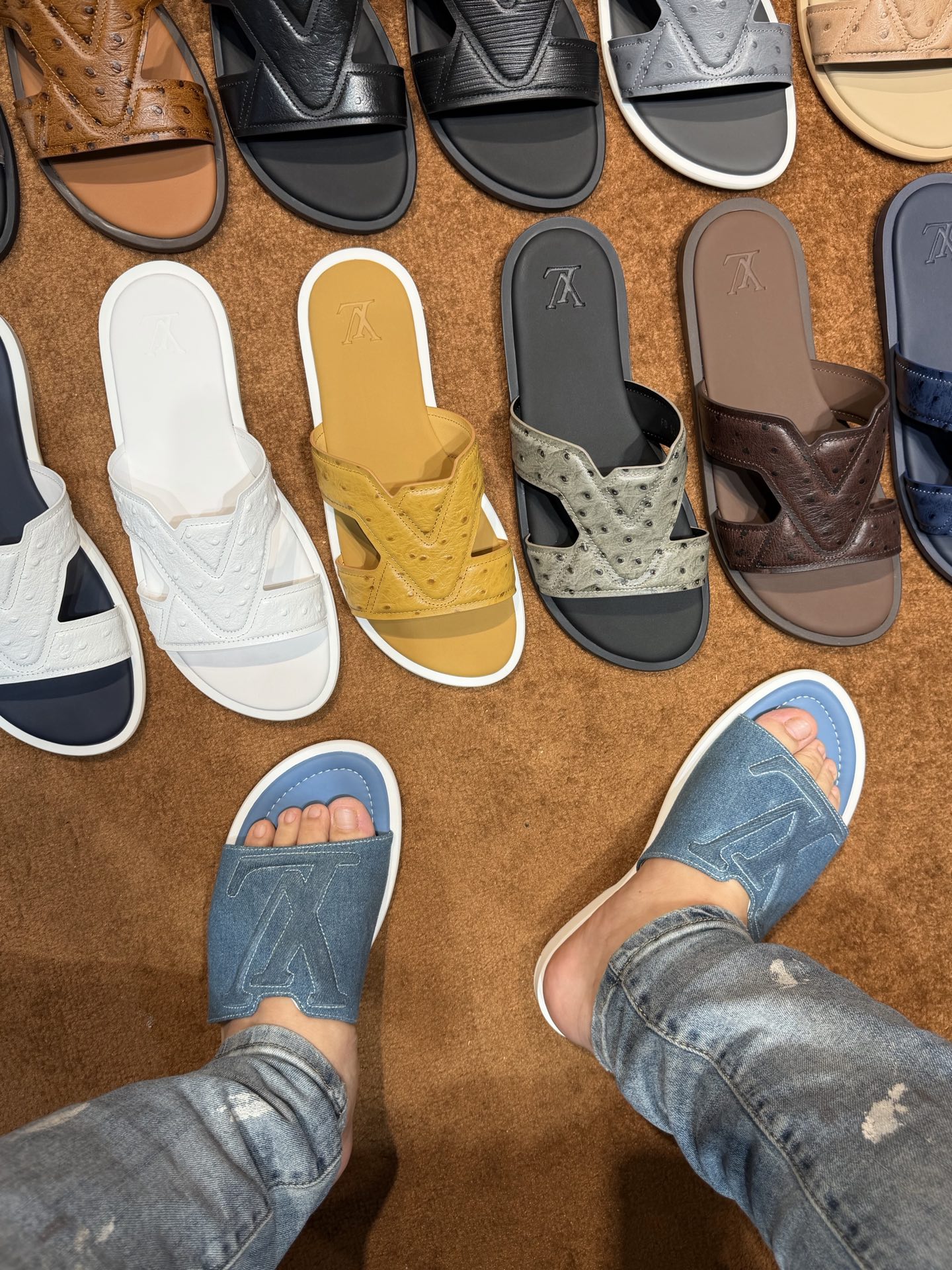 LV Style Canvas Men's Shoes style reference detail image 5 from source 780892