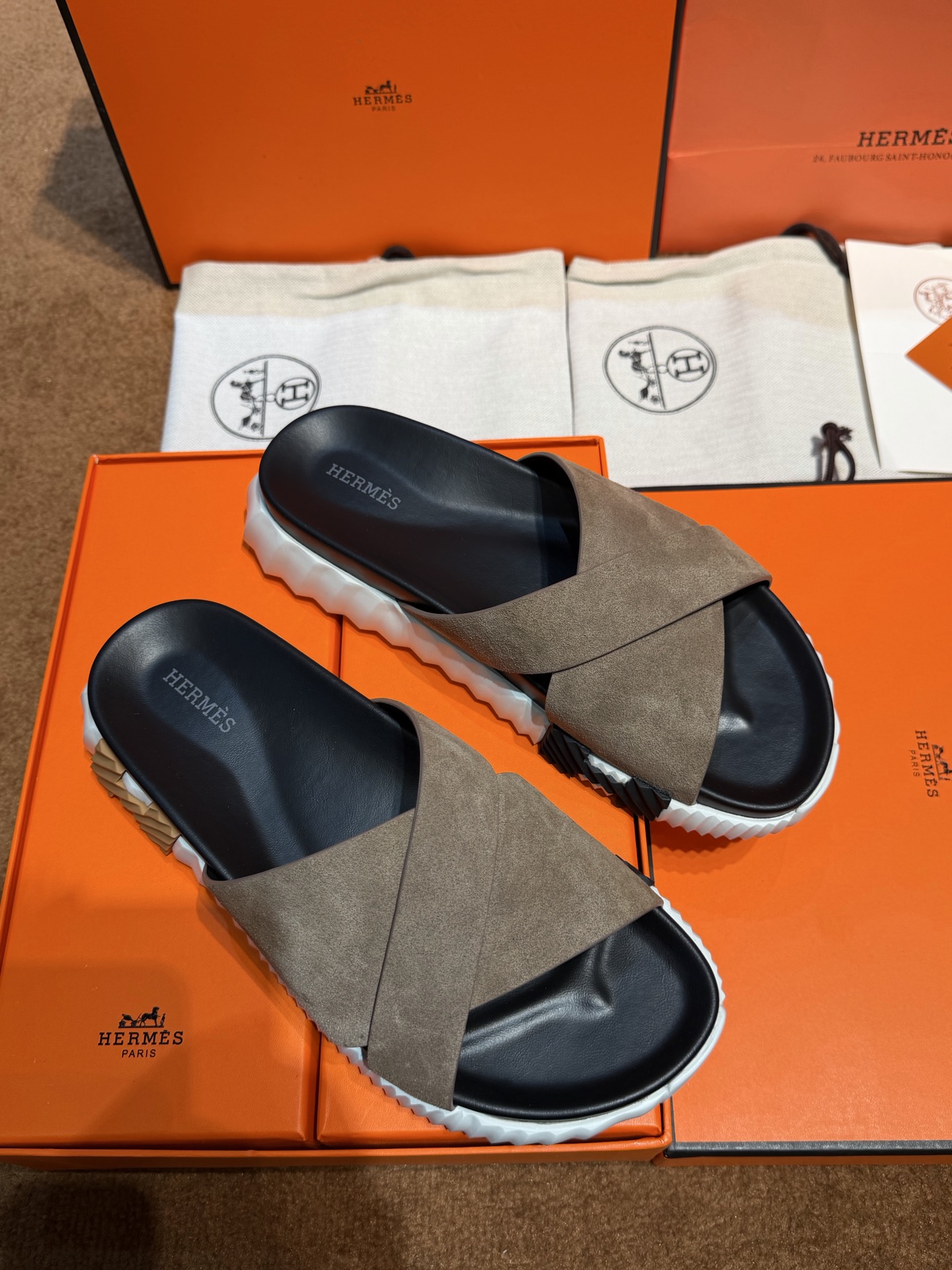 에르메스 신발 129604 Hermes Shoes 썸네일 이미지