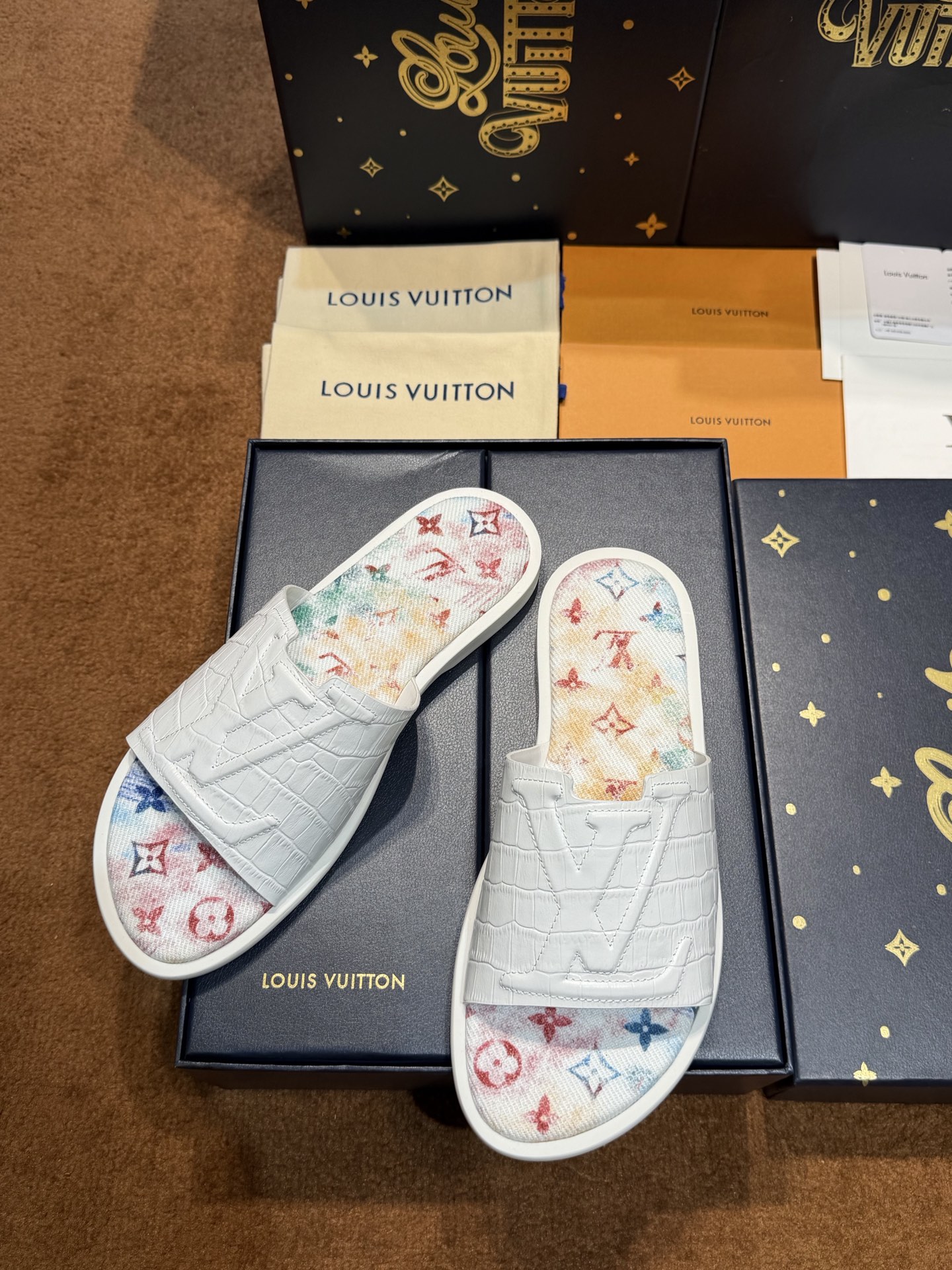 루이비통 신발 129059 Louis Vuitton Shoes 썸네일 이미지