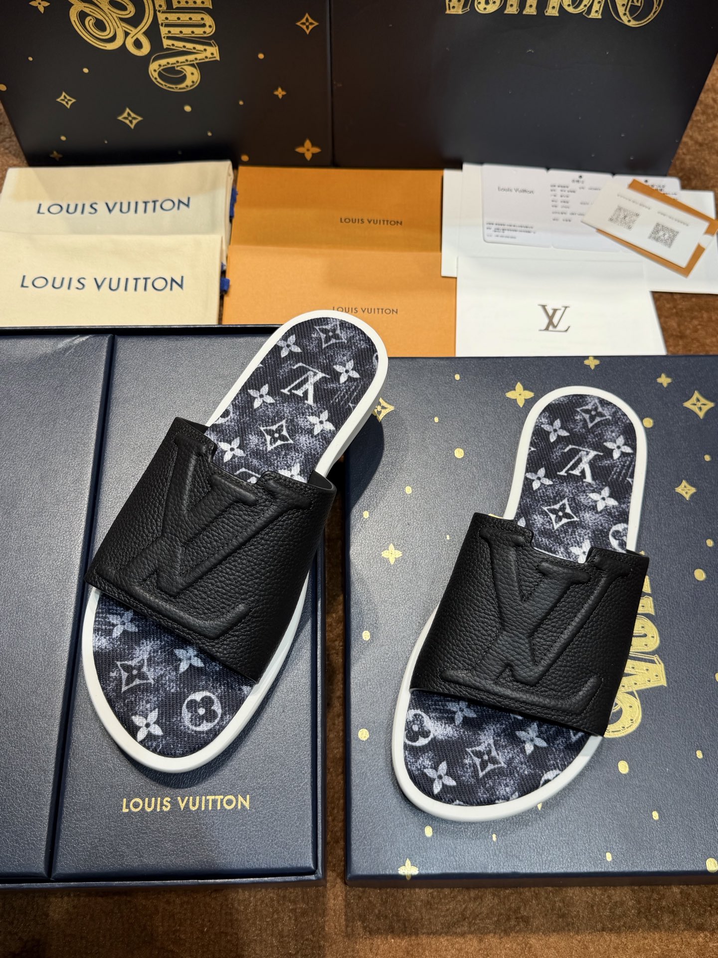 루이비통 신발 129058 Louis Vuitton Shoes 썸네일 이미지