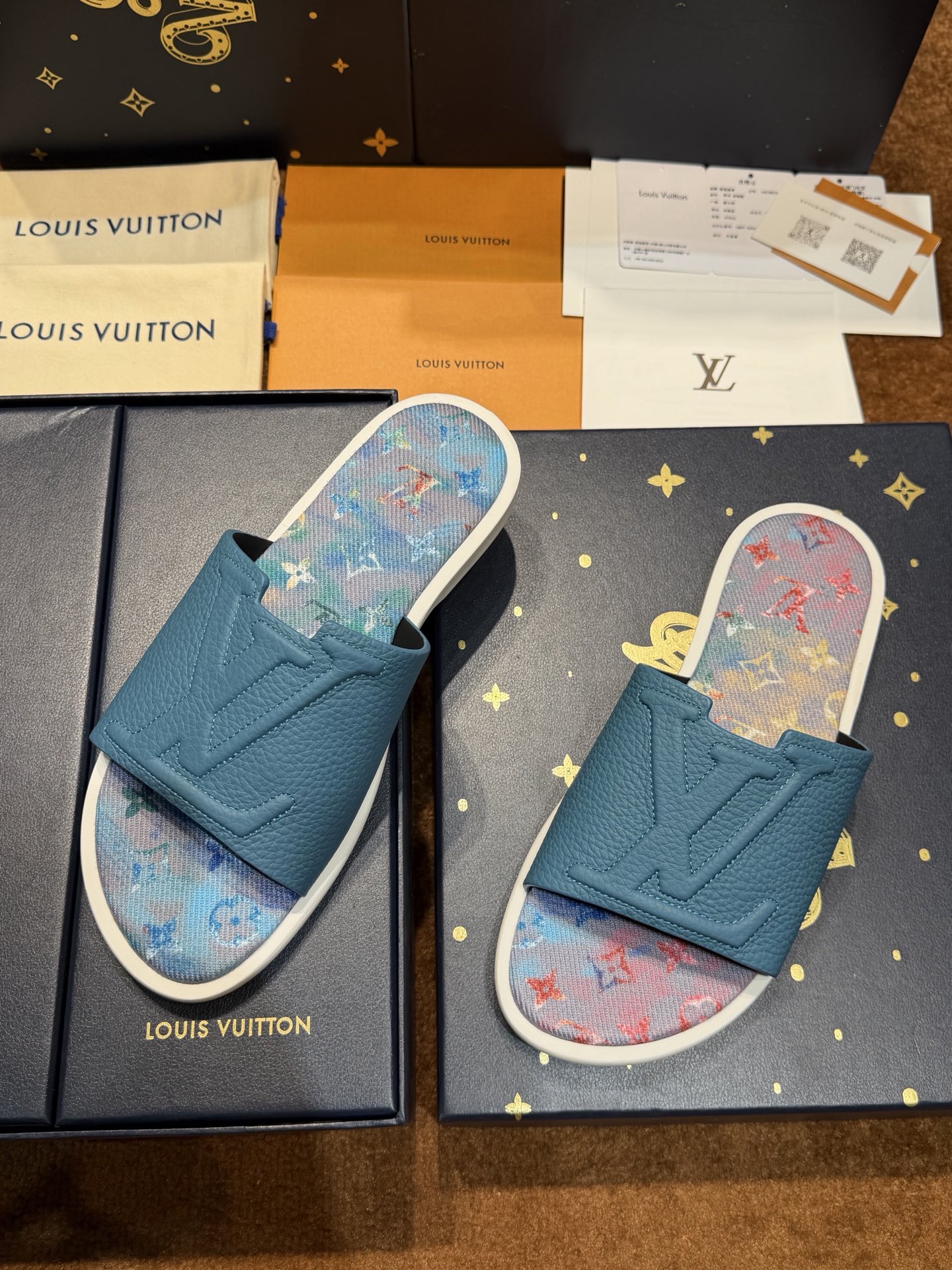 루이비통 신발 129056 Louis Vuitton Shoes 썸네일 이미지