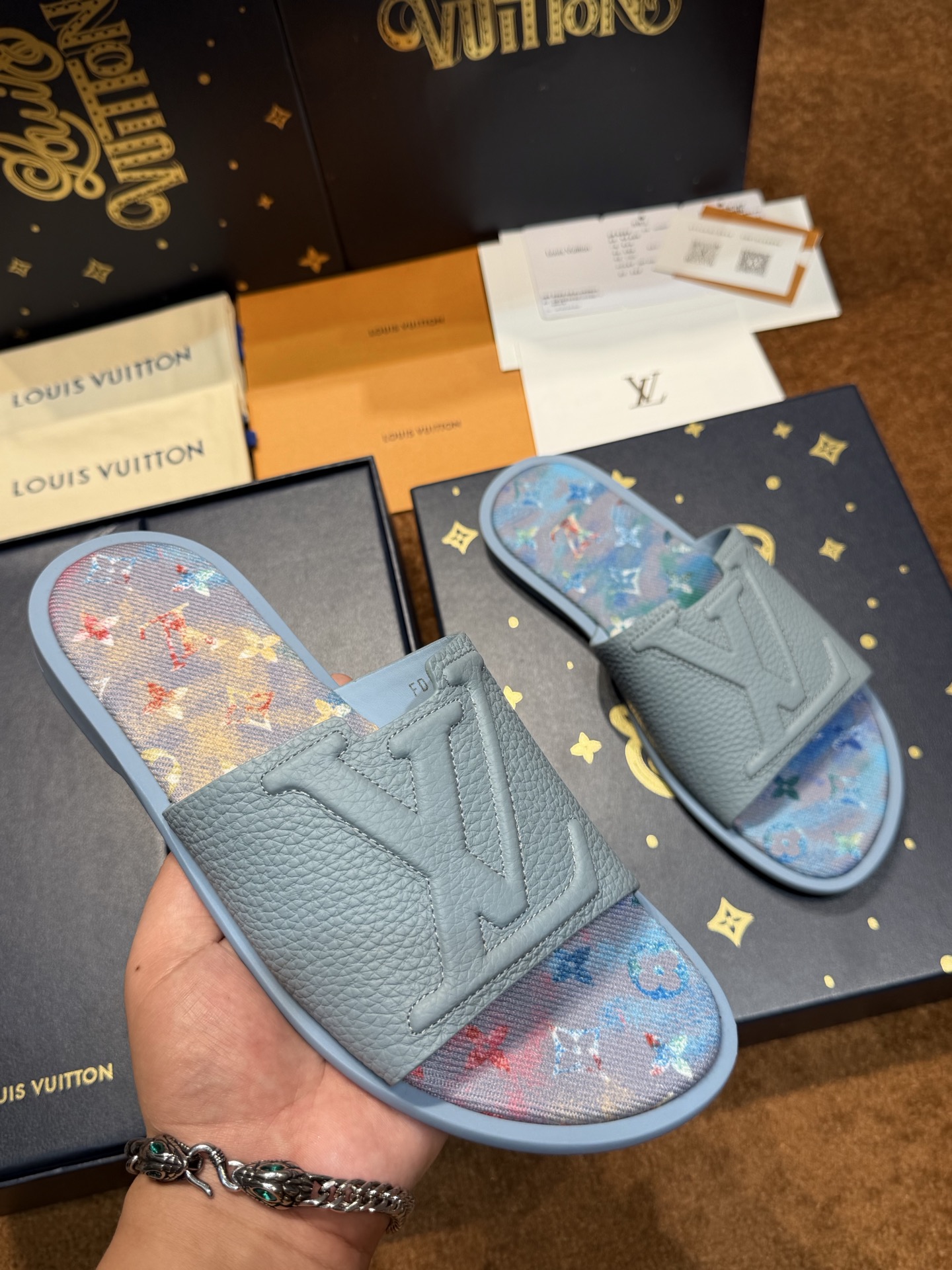 루이비통 신발 129055 Louis Vuitton Shoes 썸네일 이미지