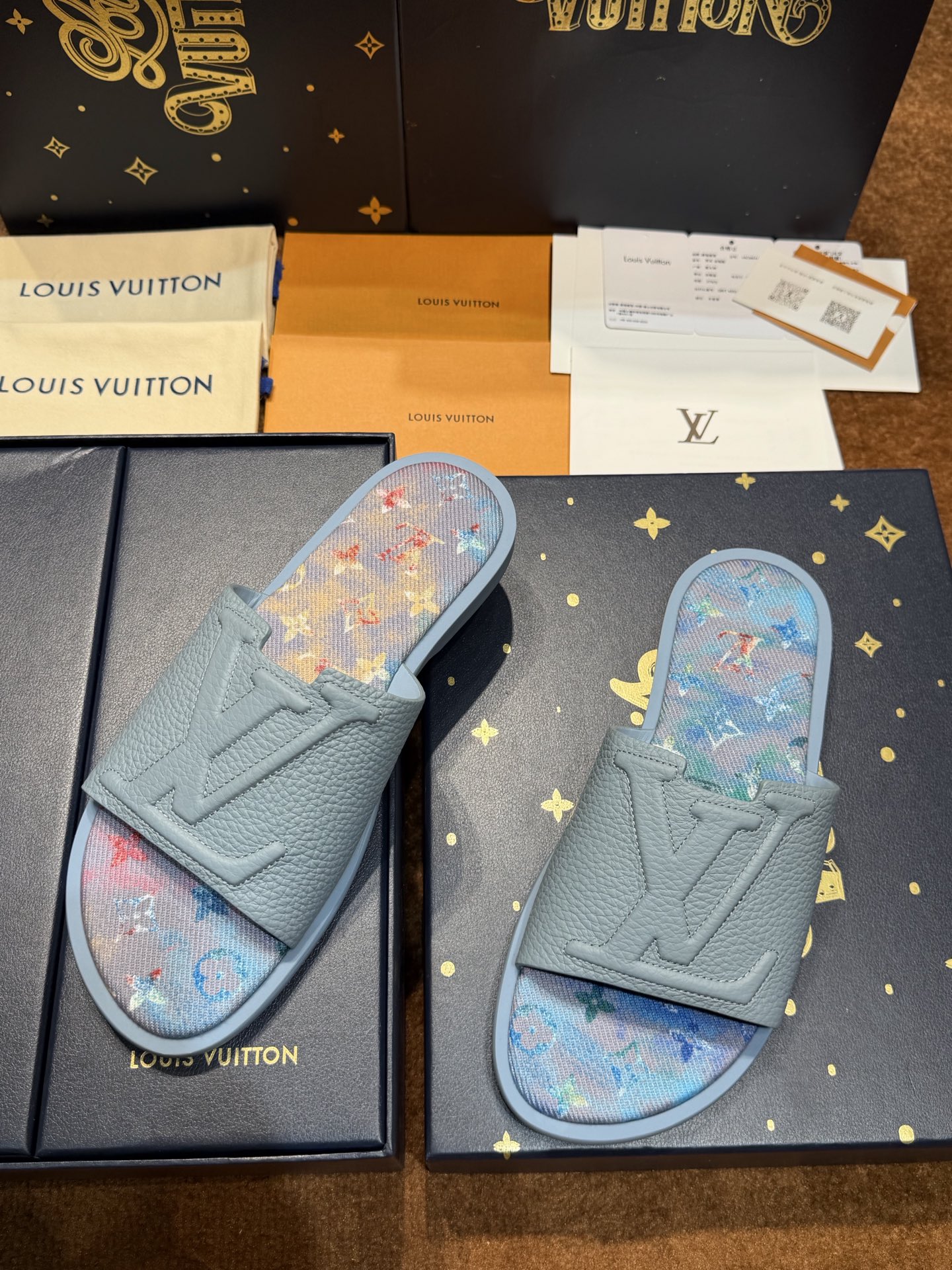 루이비통 신발 129055 Louis Vuitton Shoes 썸네일 이미지