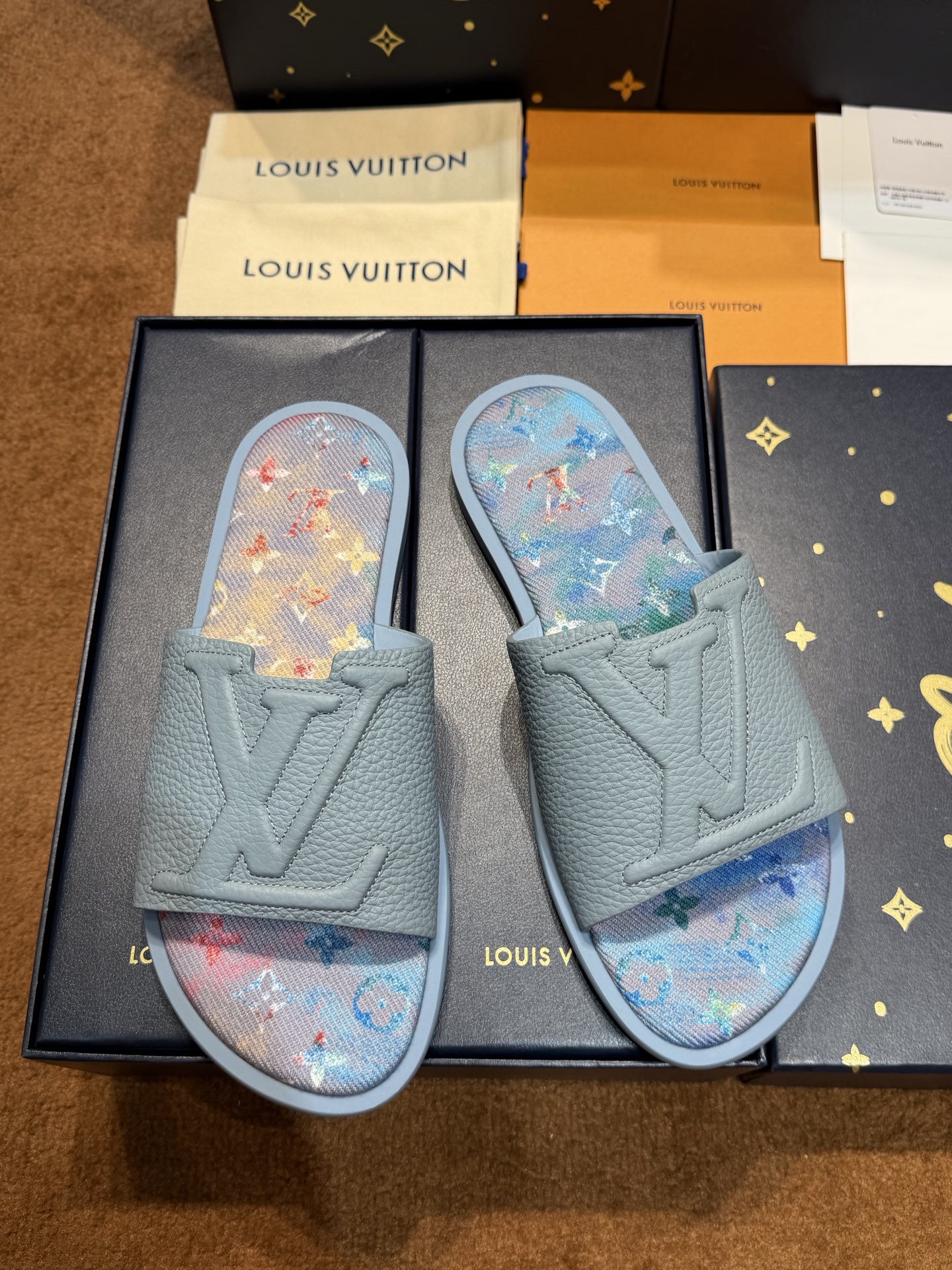 루이비통 신발 129055 Louis Vuitton Shoes 썸네일 이미지