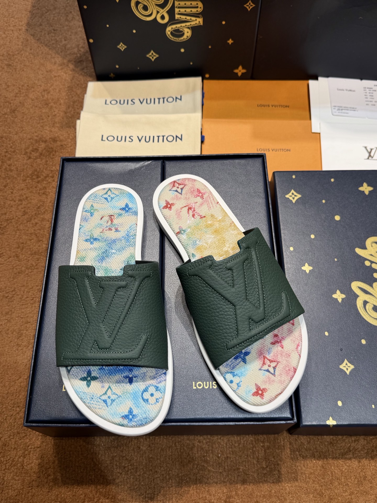 루이비통 신발 129054 Louis Vuitton Shoes 썸네일 이미지