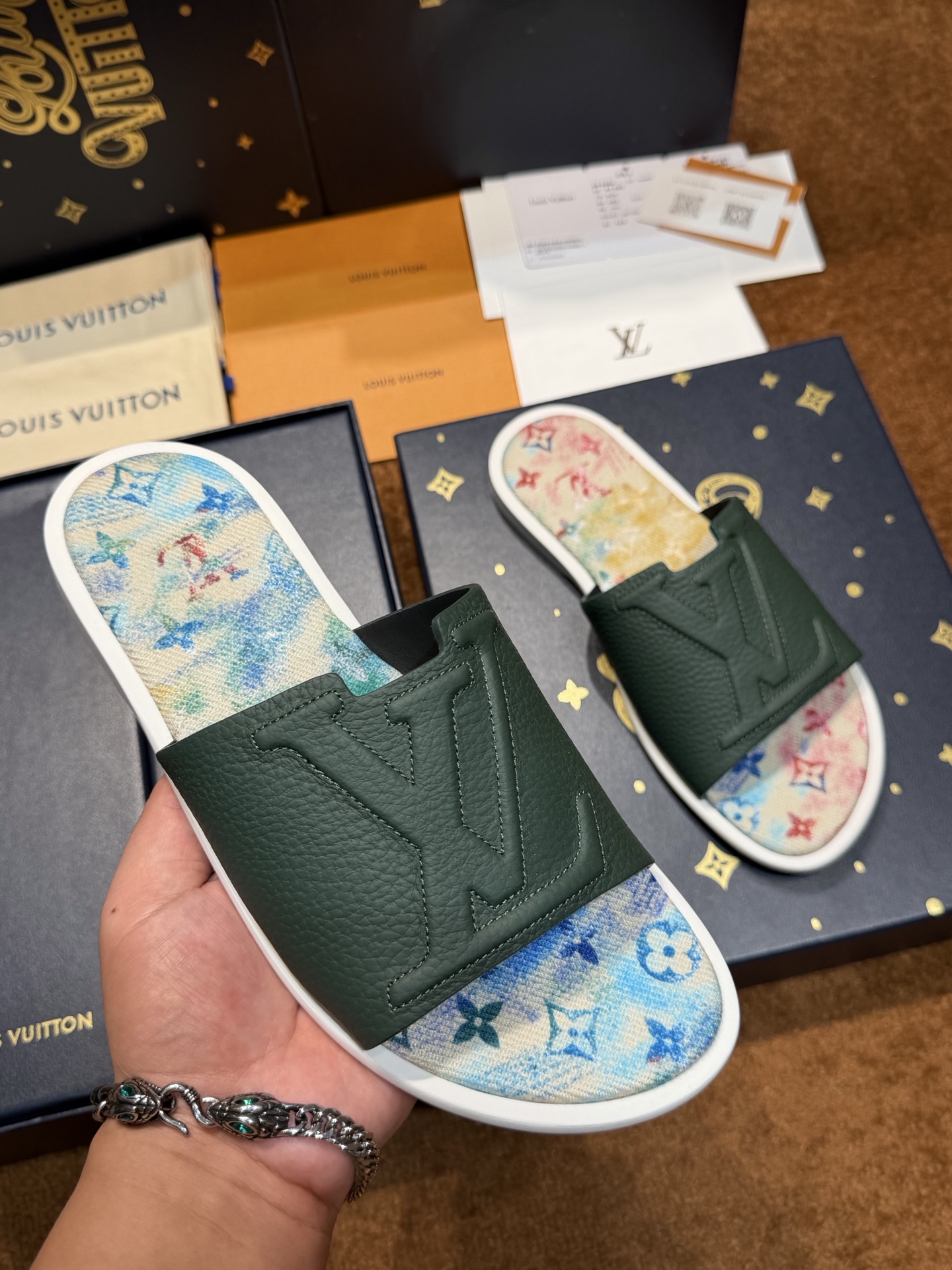 루이비통 신발 129054 Louis Vuitton Shoes 썸네일 이미지