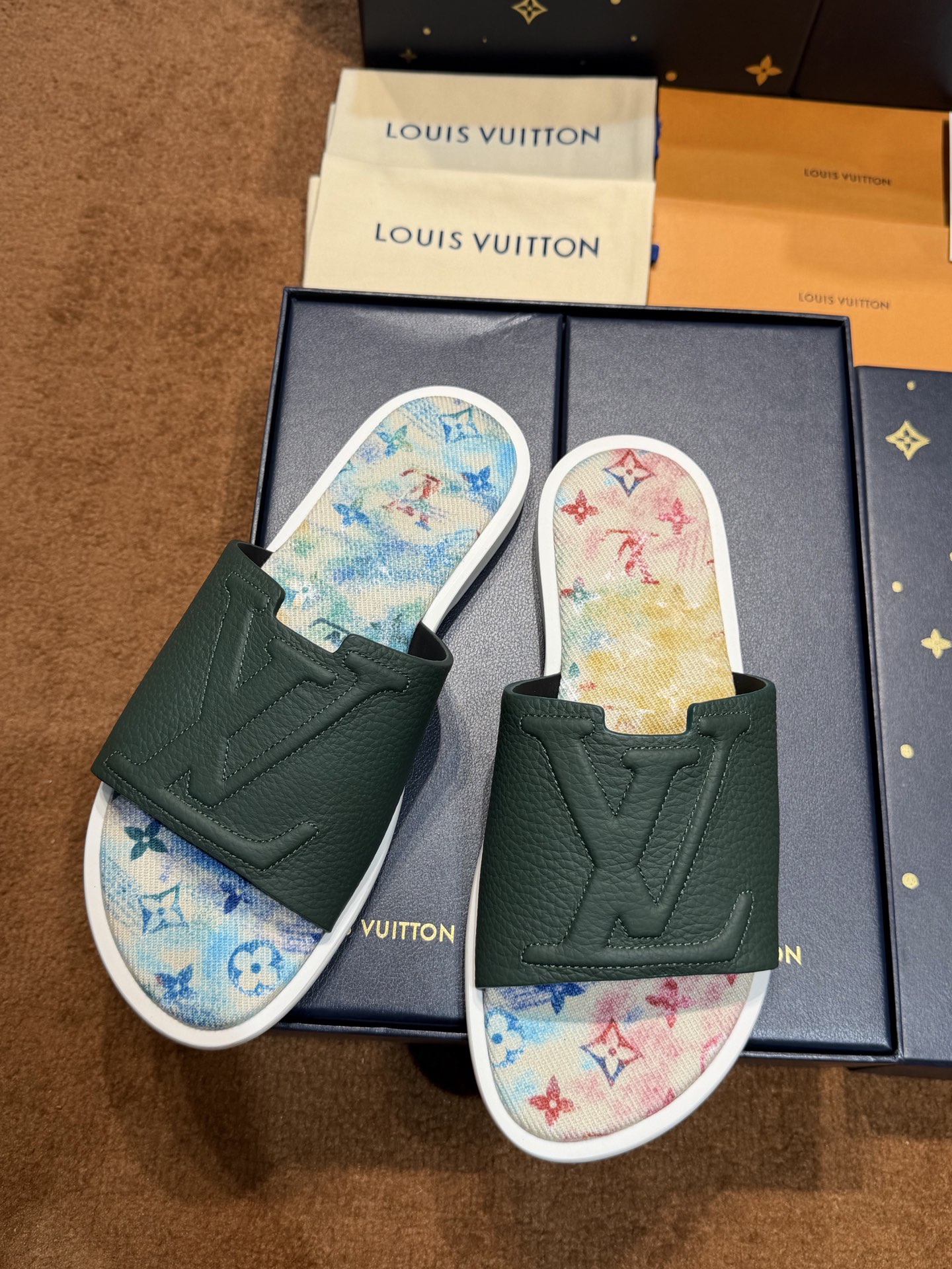 루이비통 신발 129054 Louis Vuitton Shoes 썸네일 이미지