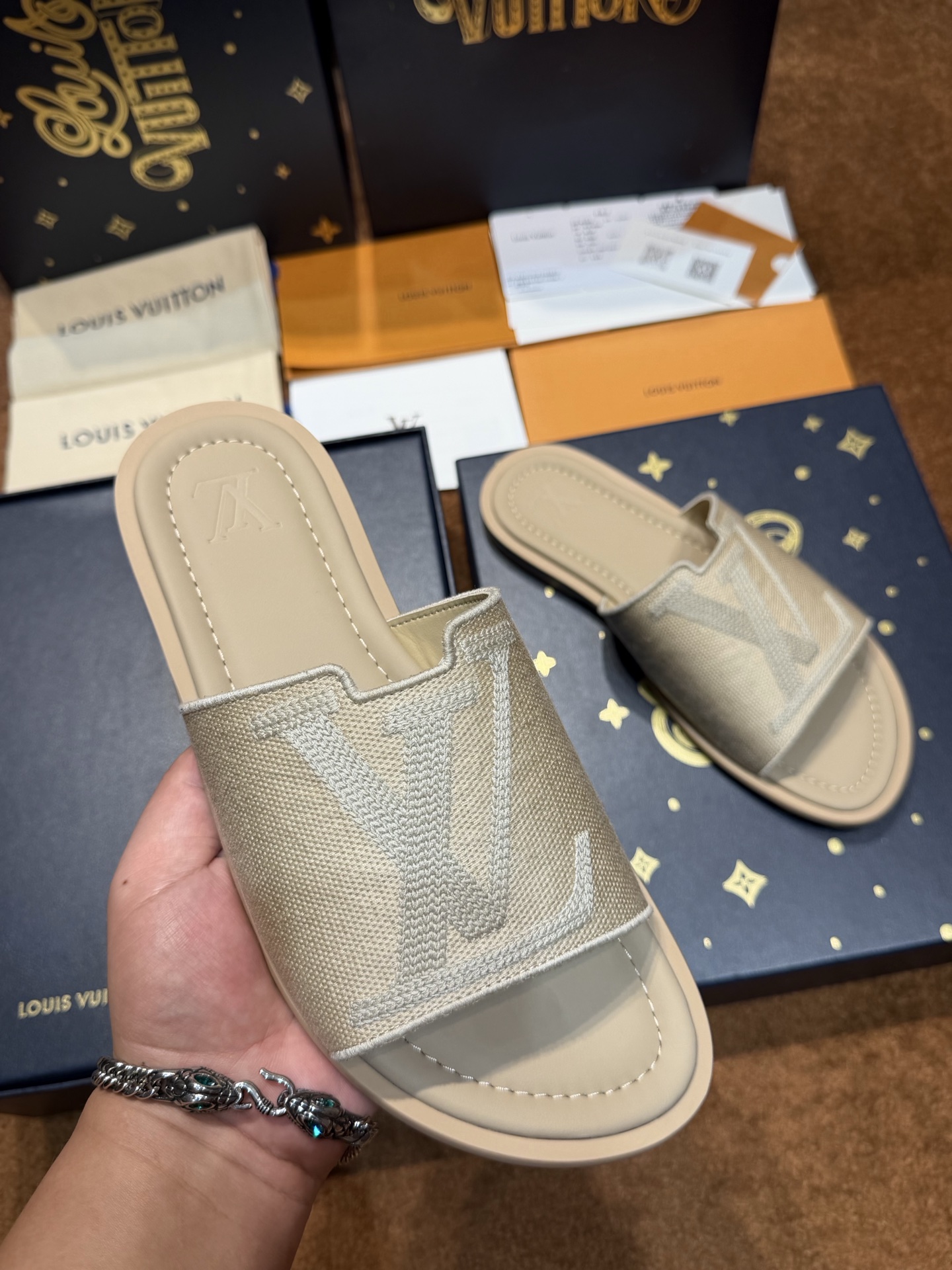 루이비통 신발 155436 Louis Vuitton Sandals 상세 이미지 5